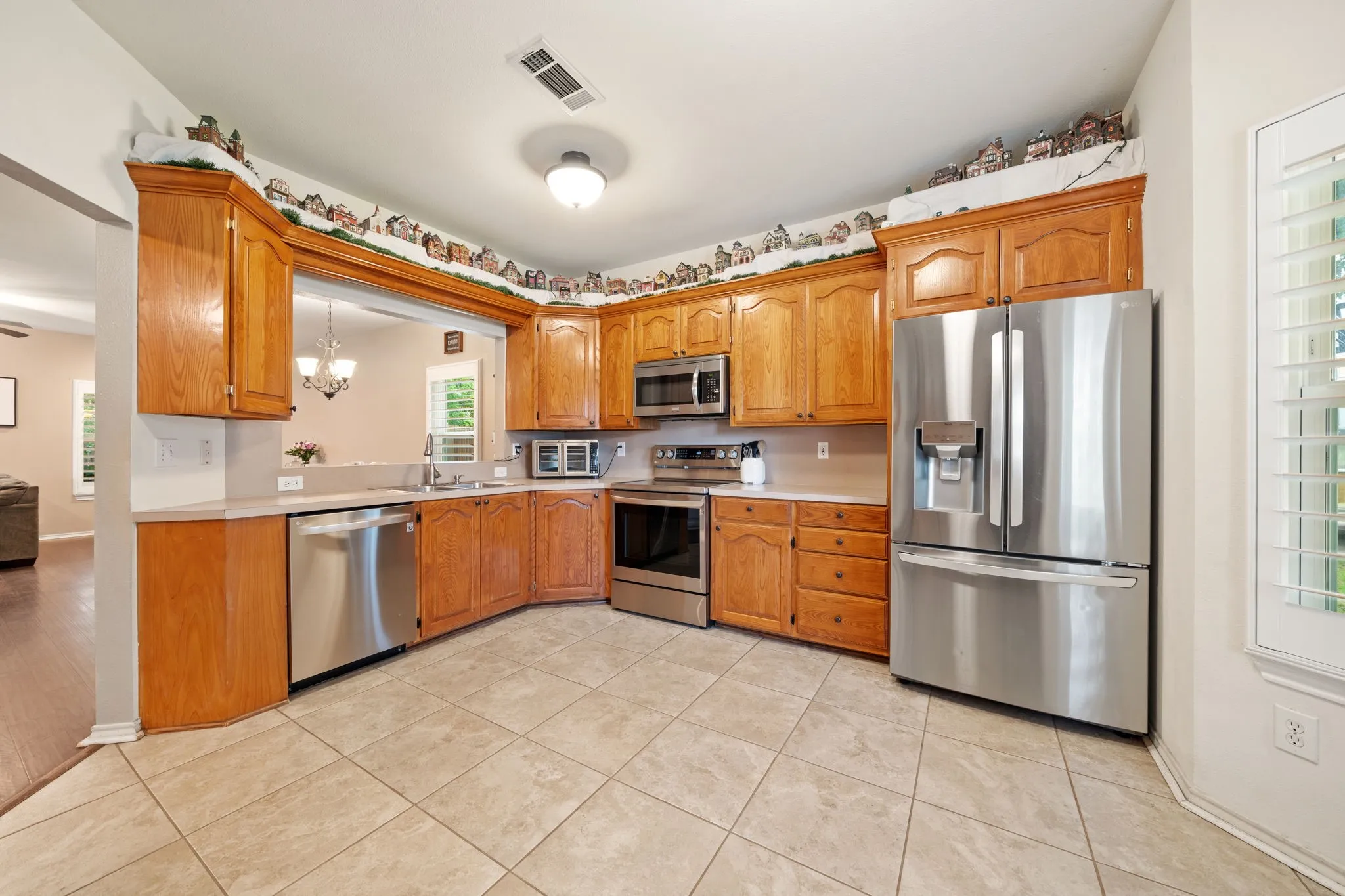 Single Family Residence For Sale in Collin County , 336 Timbercreek Court, Princeton, Texas 75407, 4 Bedroom, 3 Bathroom, 2 Garage spaces, 1,793 Sqft, built in 2003, mls#21391069, Real Estate Agent in Princeton, Homes For Sale in Collin county, Homes For Sale in Princeton, Realtor in Princeton Texas, Real Estate Brokerage Independent Realty Texas, Luminita Cordes Realtor
