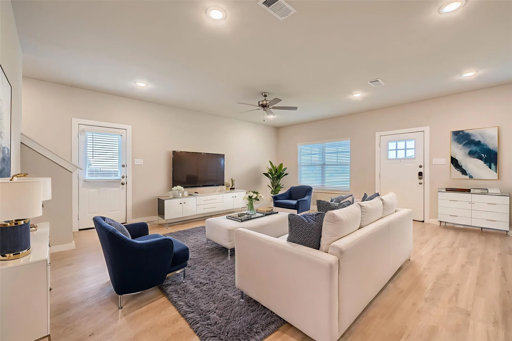 Single Family Residence For Rent in Kaufman County , 4507 Oatman Drive, Forney, Texas 75126, 4 Bedroom, 3 Bathroom, 2 Garage spaces, 2,156 Sqft, built in 2022, mls#21391098, Real Estate Agent in Forney, Homes For Rent in Kaufman county, Homes For Rent in Forney, Realtor in Forney Texas, Real Estate Brokerage Independent Realty Texas, Luminita Cordes Realtor