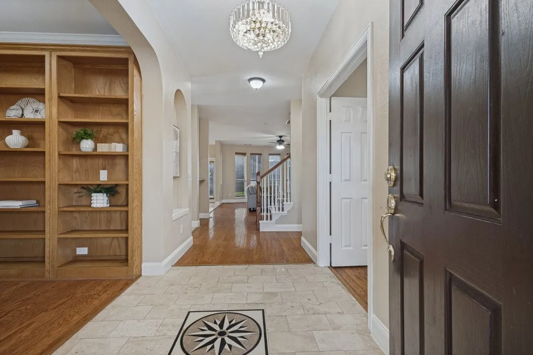 Single Family Residence For Sale in Denton County , 3201 Marquette Drive, Flower Mound, Texas 75022, 4 Bedroom, 3 Bathroom, 2 Garage spaces, 2,498 Sqft, built in 1999, mls#21388391, Real Estate Agent in Flower Mound, Homes For Sale in Denton county, Homes For Sale in Flower Mound, Realtor in Flower Mound Texas, Real Estate Brokerage Independent Realty Texas, Luminita Cordes Realtor
