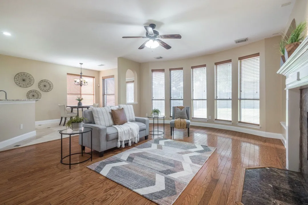 Single Family Residence For Sale in Denton County , 3201 Marquette Drive, Flower Mound, Texas 75022, 4 Bedroom, 3 Bathroom, 2 Garage spaces, 2,498 Sqft, built in 1999, mls#21388391, Real Estate Agent in Flower Mound, Homes For Sale in Denton county, Homes For Sale in Flower Mound, Realtor in Flower Mound Texas, Real Estate Brokerage Independent Realty Texas, Luminita Cordes Realtor