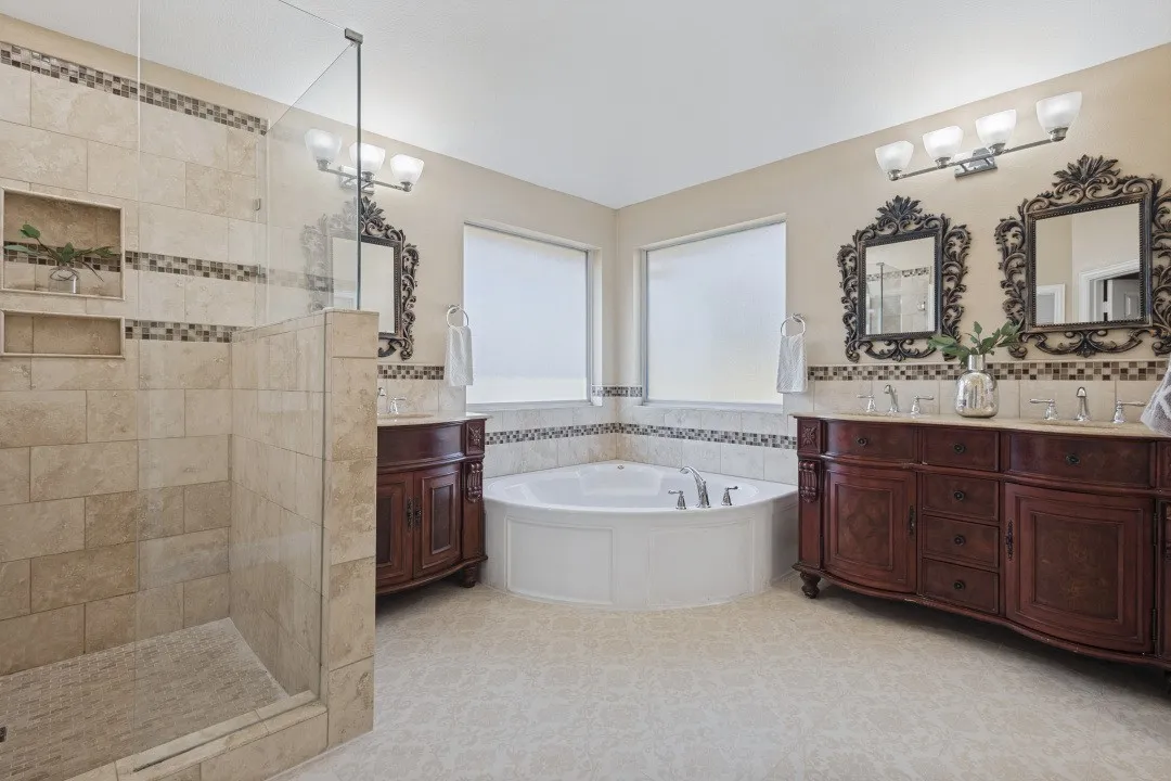 Single Family Residence For Sale in Denton County , 3201 Marquette Drive, Flower Mound, Texas 75022, 4 Bedroom, 3 Bathroom, 2 Garage spaces, 2,498 Sqft, built in 1999, mls#21388391, Real Estate Agent in Flower Mound, Homes For Sale in Denton county, Homes For Sale in Flower Mound, Realtor in Flower Mound Texas, Real Estate Brokerage Independent Realty Texas, Luminita Cordes Realtor