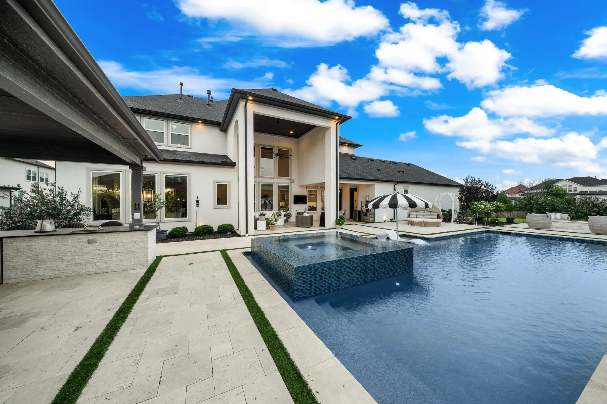 Single Family Residence For Sale in Denton County , 5401 Barry Boulevard, Flower Mound, Texas 75022, 4 Bedroom, 6 Bathroom, 3 Garage spaces, 5,656 Sqft, built in 2022, mls#21391109, Real Estate Agent in Flower Mound, Homes For Sale in Denton county, Homes For Sale in Flower Mound, Realtor in Flower Mound Texas, Real Estate Brokerage Independent Realty Texas, Luminita Cordes Realtor