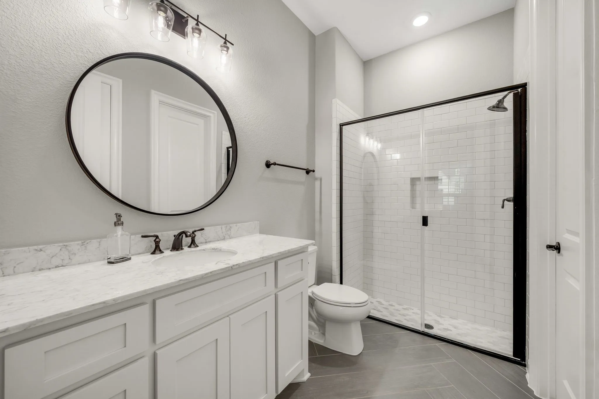 Single Family Residence For Sale in Denton County , 5401 Barry Boulevard, Flower Mound, Texas 75022, 4 Bedroom, 6 Bathroom, 3 Garage spaces, 5,656 Sqft, built in 2022, mls#21391109, Real Estate Agent in Flower Mound, Homes For Sale in Denton county, Homes For Sale in Flower Mound, Realtor in Flower Mound Texas, Real Estate Brokerage Independent Realty Texas, Luminita Cordes Realtor