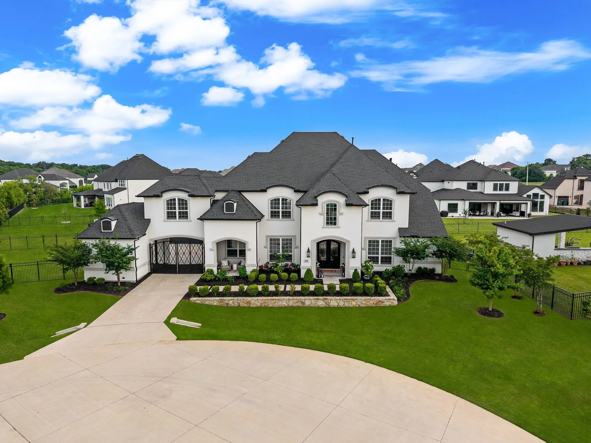 Single Family Residence For Sale in Denton County , 5401 Barry Boulevard, Flower Mound, Texas 75022, 4 Bedroom, 6 Bathroom, 3 Garage spaces, 5,656 Sqft, built in 2022, mls#21391109, Real Estate Agent in Flower Mound, Homes For Sale in Denton county, Homes For Sale in Flower Mound, Realtor in Flower Mound Texas, Real Estate Brokerage Independent Realty Texas, Luminita Cordes Realtor