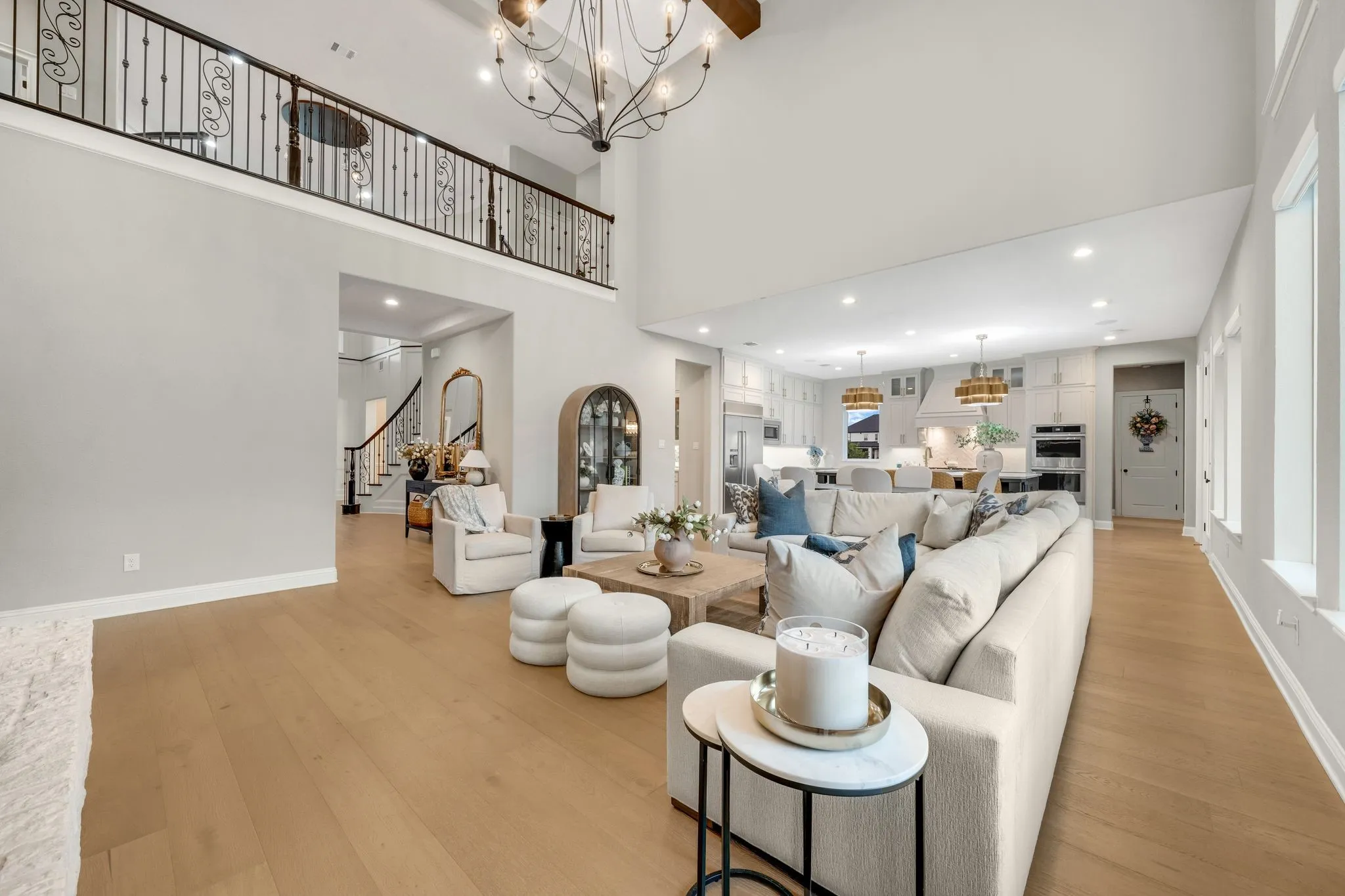 Single Family Residence For Sale in Denton County , 5401 Barry Boulevard, Flower Mound, Texas 75022, 4 Bedroom, 6 Bathroom, 3 Garage spaces, 5,656 Sqft, built in 2022, mls#21391109, Real Estate Agent in Flower Mound, Homes For Sale in Denton county, Homes For Sale in Flower Mound, Realtor in Flower Mound Texas, Real Estate Brokerage Independent Realty Texas, Luminita Cordes Realtor