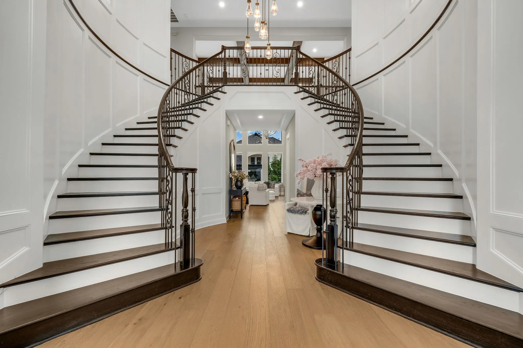 Single Family Residence For Sale in Denton County , 5401 Barry Boulevard, Flower Mound, Texas 75022, 4 Bedroom, 6 Bathroom, 3 Garage spaces, 5,656 Sqft, built in 2022, mls#21391109, Real Estate Agent in Flower Mound, Homes For Sale in Denton county, Homes For Sale in Flower Mound, Realtor in Flower Mound Texas, Real Estate Brokerage Independent Realty Texas, Luminita Cordes Realtor