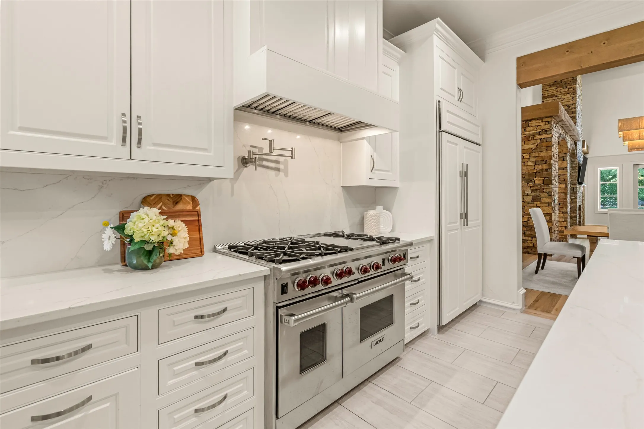 Single Family Residence For Sale in Tarrant County , 2215 King Fisher Drive, Westlake, Texas 76262, 4 Bedroom, 6 Bathroom, 3 Garage spaces, 4,084 Sqft, built in 2008, mls#21391086, Real Estate Agent in Westlake, Homes For Sale in Tarrant county, Homes For Sale in Westlake, Realtor in Westlake Texas, Real Estate Brokerage Independent Realty Texas, Luminita Cordes Realtor