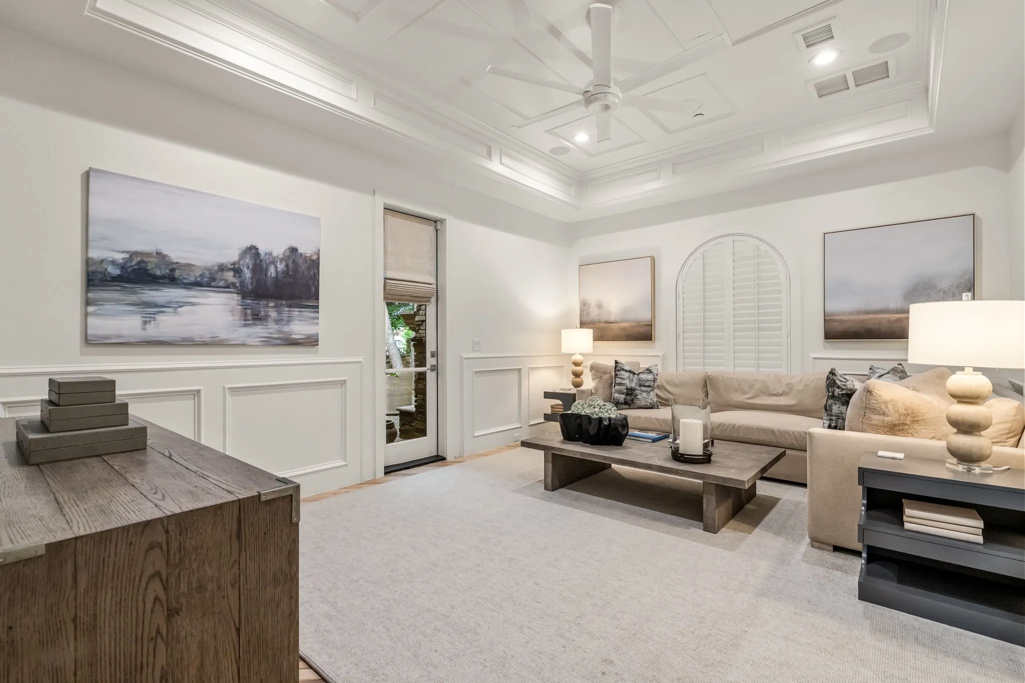 Single Family Residence For Sale in Tarrant County , 2215 King Fisher Drive, Westlake, Texas 76262, 4 Bedroom, 6 Bathroom, 3 Garage spaces, 4,084 Sqft, built in 2008, mls#21391086, Real Estate Agent in Westlake, Homes For Sale in Tarrant county, Homes For Sale in Westlake, Realtor in Westlake Texas, Real Estate Brokerage Independent Realty Texas, Luminita Cordes Realtor