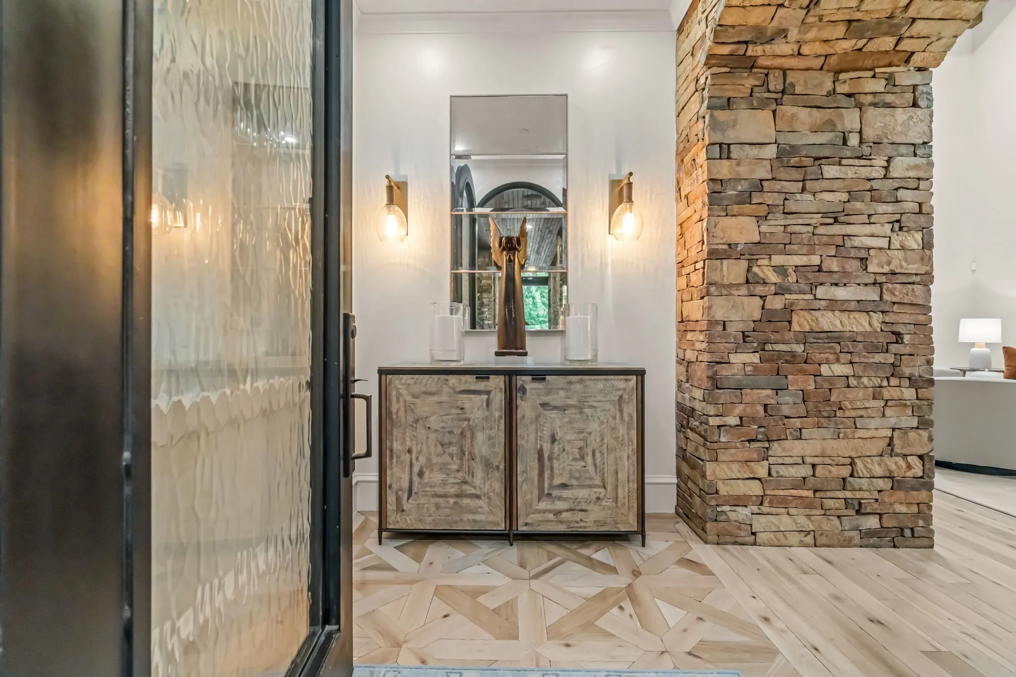 Single Family Residence For Sale in Tarrant County , 2215 King Fisher Drive, Westlake, Texas 76262, 4 Bedroom, 6 Bathroom, 3 Garage spaces, 4,084 Sqft, built in 2008, mls#21391086, Real Estate Agent in Westlake, Homes For Sale in Tarrant county, Homes For Sale in Westlake, Realtor in Westlake Texas, Real Estate Brokerage Independent Realty Texas, Luminita Cordes Realtor