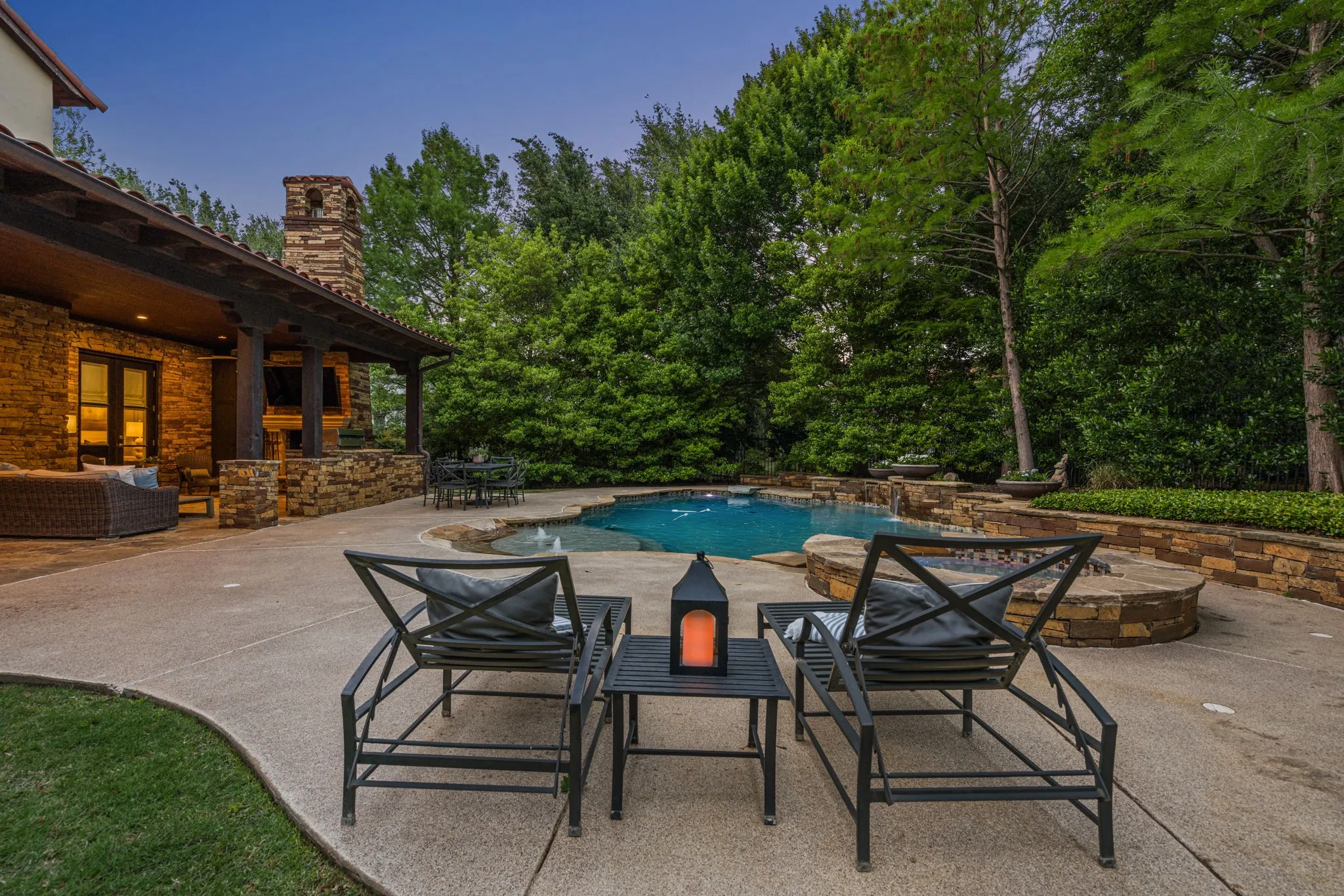 Single Family Residence For Sale in Tarrant County , 2215 King Fisher Drive, Westlake, Texas 76262, 4 Bedroom, 6 Bathroom, 3 Garage spaces, 4,084 Sqft, built in 2008, mls#21391086, Real Estate Agent in Westlake, Homes For Sale in Tarrant county, Homes For Sale in Westlake, Realtor in Westlake Texas, Real Estate Brokerage Independent Realty Texas, Luminita Cordes Realtor
