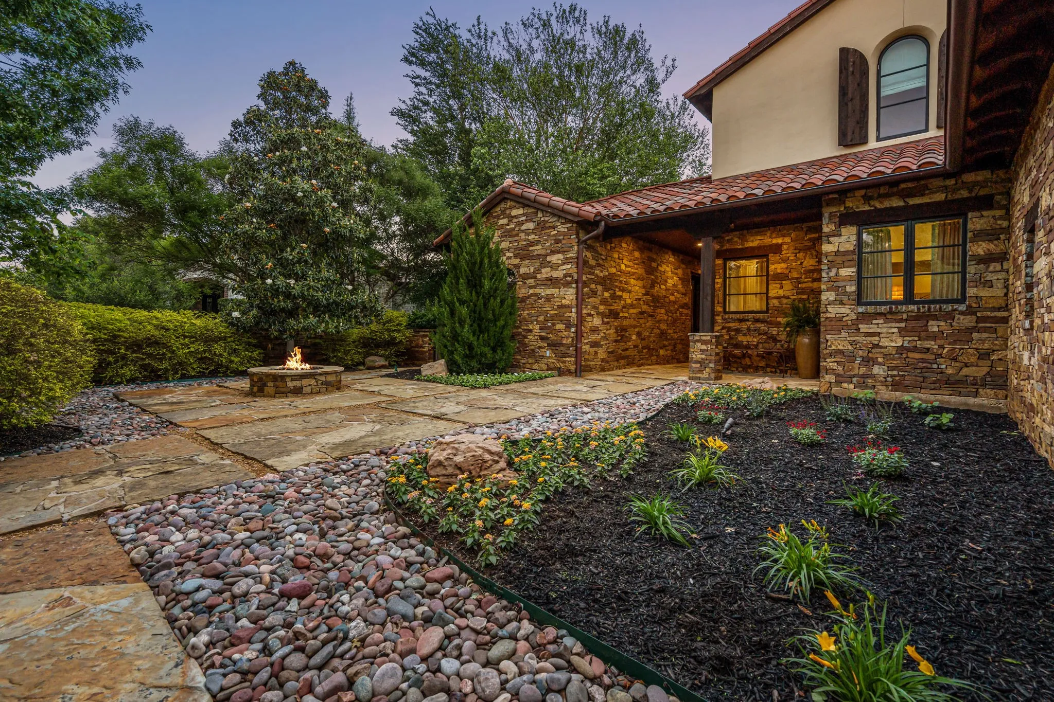 Single Family Residence For Sale in Tarrant County , 2215 King Fisher Drive, Westlake, Texas 76262, 4 Bedroom, 6 Bathroom, 3 Garage spaces, 4,084 Sqft, built in 2008, mls#21391086, Real Estate Agent in Westlake, Homes For Sale in Tarrant county, Homes For Sale in Westlake, Realtor in Westlake Texas, Real Estate Brokerage Independent Realty Texas, Luminita Cordes Realtor