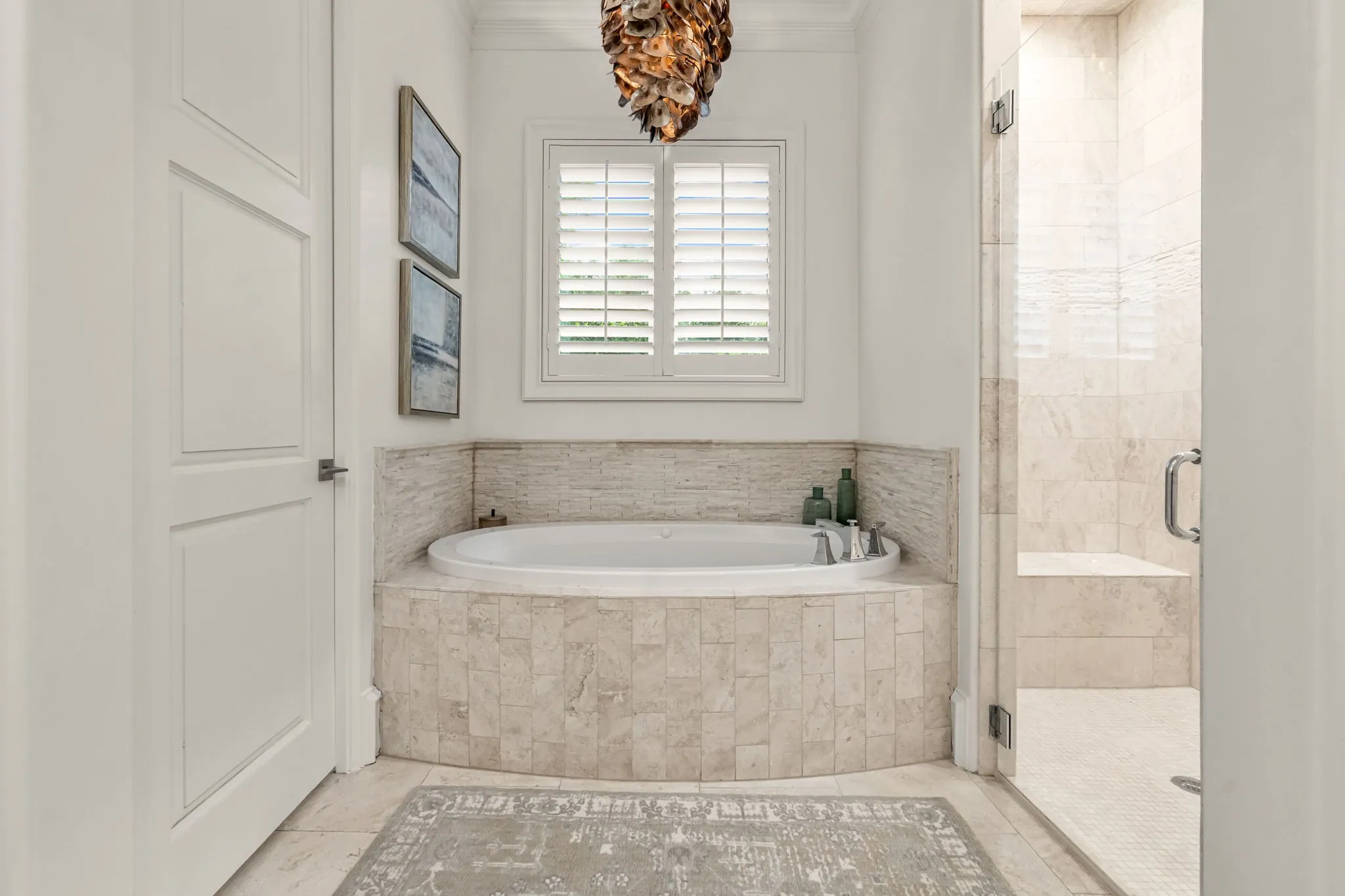 Single Family Residence For Sale in Tarrant County , 2215 King Fisher Drive, Westlake, Texas 76262, 4 Bedroom, 6 Bathroom, 3 Garage spaces, 4,084 Sqft, built in 2008, mls#21391086, Real Estate Agent in Westlake, Homes For Sale in Tarrant county, Homes For Sale in Westlake, Realtor in Westlake Texas, Real Estate Brokerage Independent Realty Texas, Luminita Cordes Realtor
