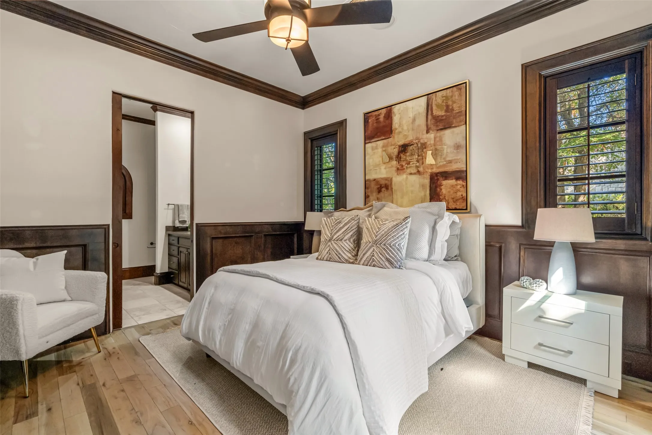 Single Family Residence For Sale in Tarrant County , 2215 King Fisher Drive, Westlake, Texas 76262, 4 Bedroom, 6 Bathroom, 3 Garage spaces, 4,084 Sqft, built in 2008, mls#21391086, Real Estate Agent in Westlake, Homes For Sale in Tarrant county, Homes For Sale in Westlake, Realtor in Westlake Texas, Real Estate Brokerage Independent Realty Texas, Luminita Cordes Realtor
