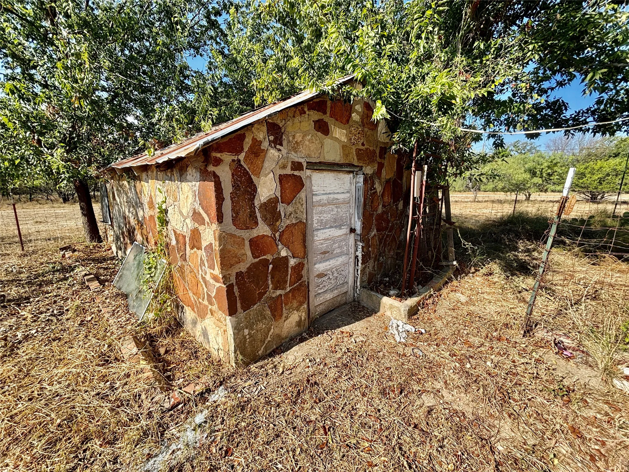 Ranch For Sale in Mills County , 267 County Road 112, Mullin, Texas 76864, 0, 0, Garage spaces, 0 Sqft, built in 0, mls#21391089, Real Estate Agent in Mullin, Homes For Sale in Mills county, Homes For Sale in Mullin, Realtor in Mullin Texas, Real Estate Brokerage Independent Realty Texas, Luminita Cordes Realtor