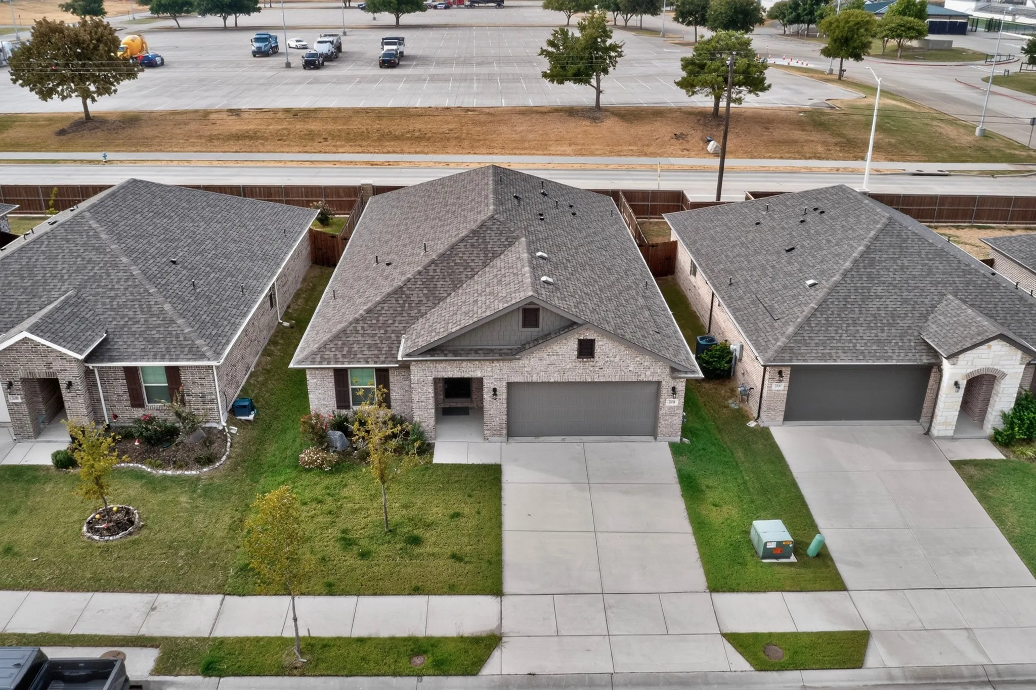 Single Family Residence For Rent in Denton County , 2104 Briar Rose Drive, Denton, Texas 76207, 4 Bedroom, 2 Bathroom, 2 Garage spaces, 2,053 Sqft, built in 2024, mls#21391122, Real Estate Agent in Denton, Homes For Rent in Denton county, Homes For Rent in Denton, Realtor in Denton Texas, Real Estate Brokerage Independent Realty Texas, Luminita Cordes Realtor