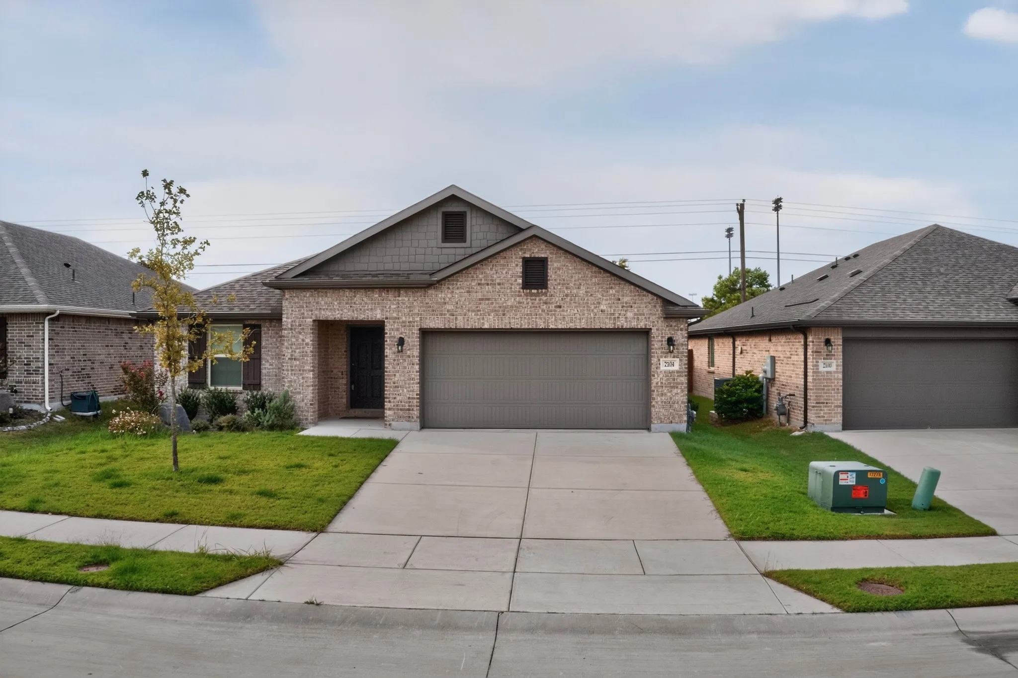 Single Family Residence For Rent in Denton County , 2104 Briar Rose Drive, Denton, Texas 76207, 4 Bedroom, 2 Bathroom, 2 Garage spaces, 2,053 Sqft, built in 2024, mls#21391122, Real Estate Agent in Denton, Homes For Rent in Denton county, Homes For Rent in Denton, Realtor in Denton Texas, Real Estate Brokerage Independent Realty Texas, Luminita Cordes Realtor