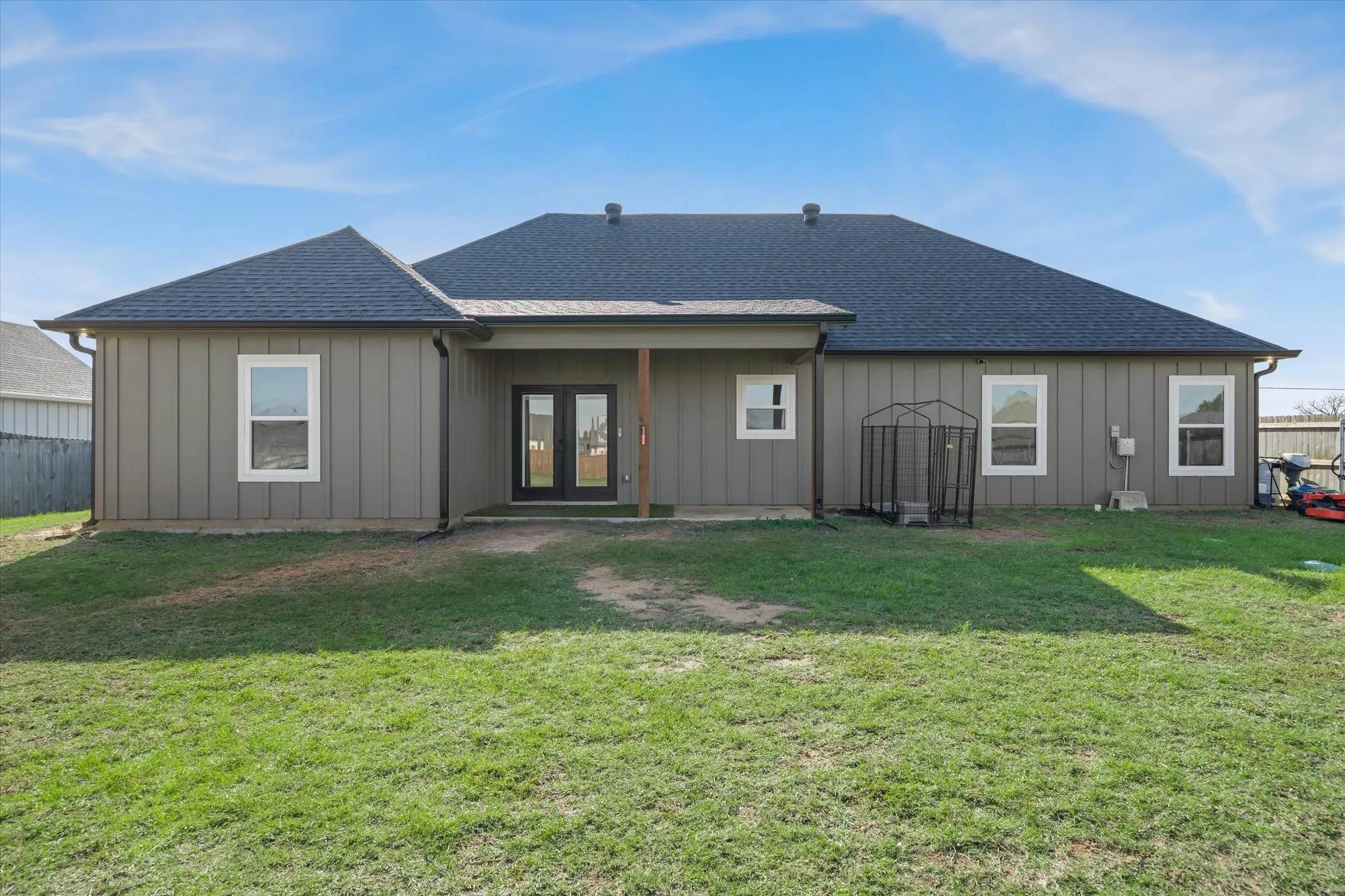 Single Family Residence For Sale in Smith County , 12608 CR 499, Lindale, Texas 75771, 4 Bedroom, 2 Bathroom, 2 Garage spaces, 1,842 Sqft, built in 2022, mls#21391072, Real Estate Agent in Lindale, Homes For Sale in Smith county, Homes For Sale in Lindale, Realtor in Lindale Texas, Real Estate Brokerage Independent Realty Texas, Luminita Cordes Realtor