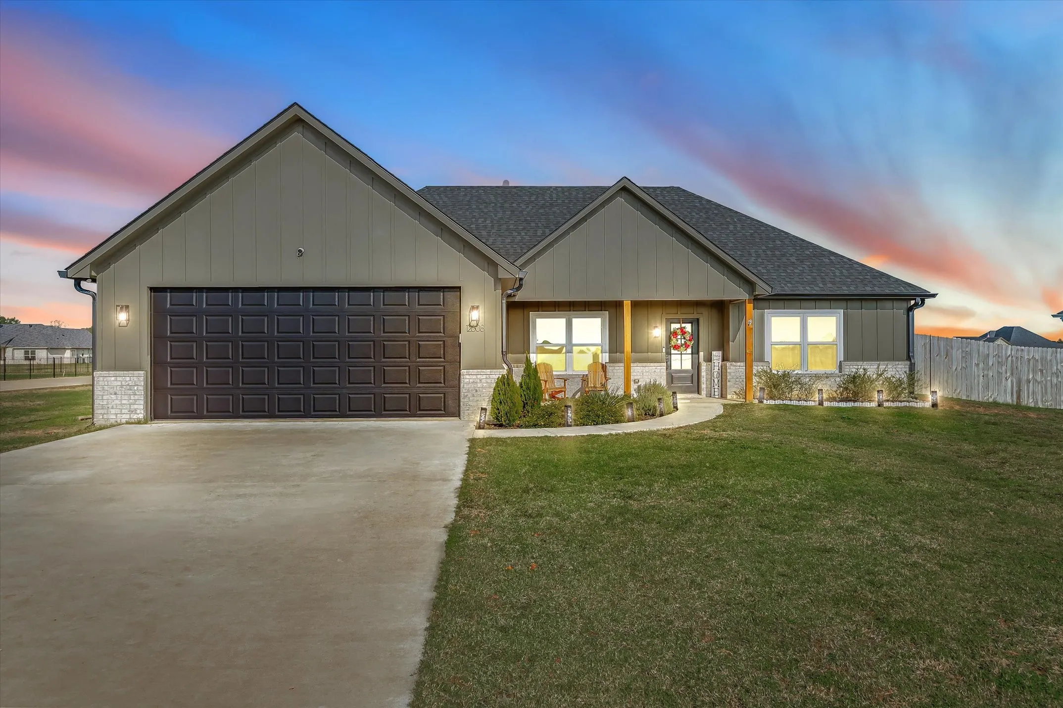 Single Family Residence For Sale in Smith County , 12608 CR 499, Lindale, Texas 75771, 4 Bedroom, 2 Bathroom, 2 Garage spaces, 1,842 Sqft, built in 2022, mls#21391072, Real Estate Agent in Lindale, Homes For Sale in Smith county, Homes For Sale in Lindale, Realtor in Lindale Texas, Real Estate Brokerage Independent Realty Texas, Luminita Cordes Realtor