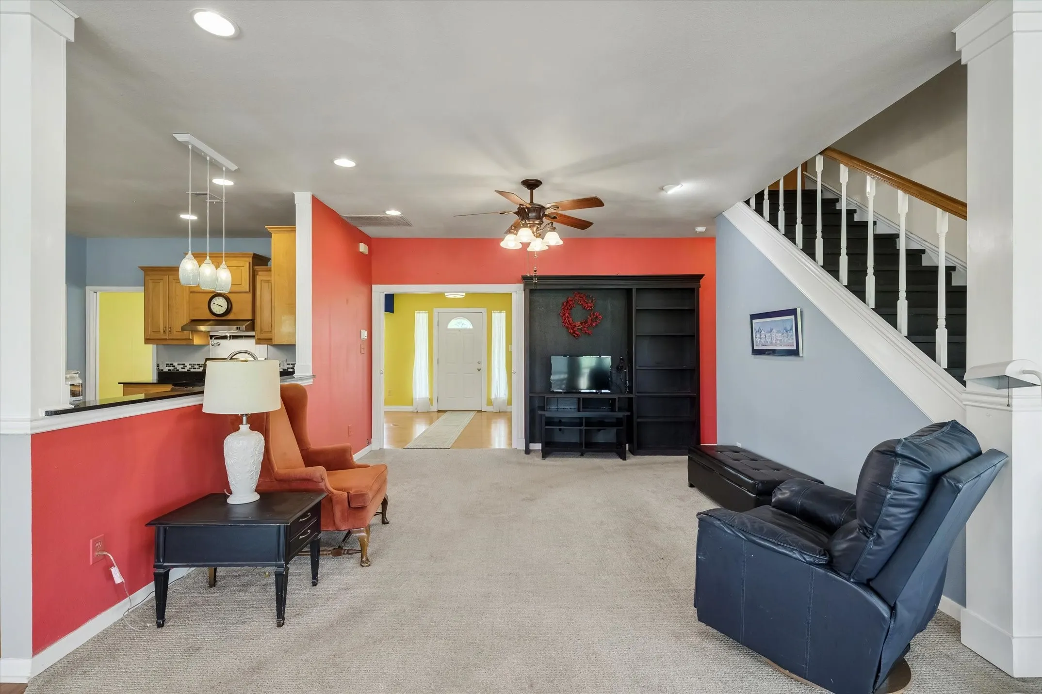 Single Family Residence For Sale in Van Zandt County , 11286 FM 17, Grand Saline, Texas 75140, 3 Bedroom, 3 Bathroom, Garage spaces, 2,400 Sqft, built in 2017, mls#21391127, Real Estate Agent in Grand Saline, Homes For Sale in Van Zandt county, Homes For Sale in Grand Saline, Realtor in Grand Saline Texas, Real Estate Brokerage Independent Realty Texas, Luminita Cordes Realtor