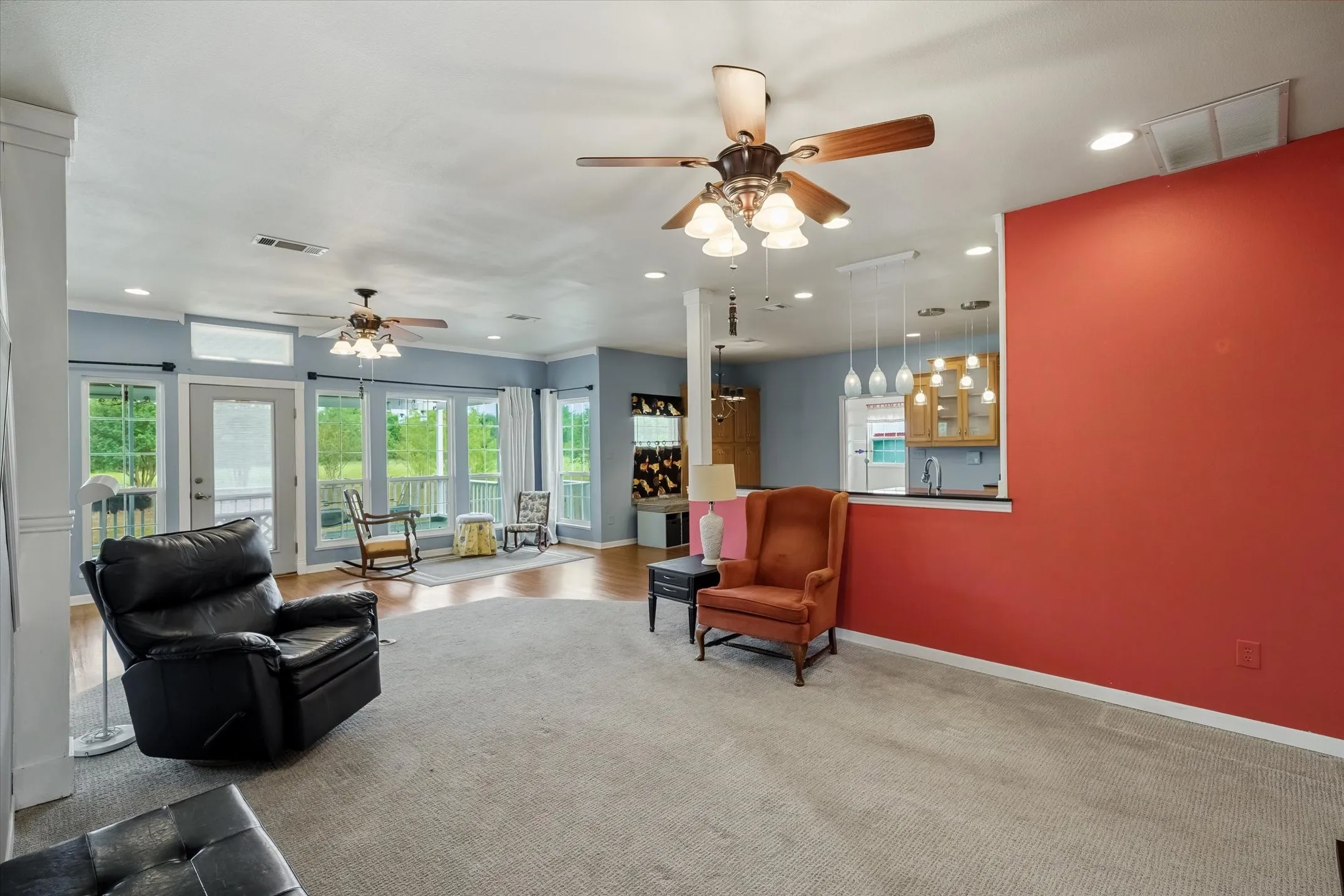 Single Family Residence For Sale in Van Zandt County , 11286 FM 17, Grand Saline, Texas 75140, 3 Bedroom, 3 Bathroom, Garage spaces, 2,400 Sqft, built in 2017, mls#21391127, Real Estate Agent in Grand Saline, Homes For Sale in Van Zandt county, Homes For Sale in Grand Saline, Realtor in Grand Saline Texas, Real Estate Brokerage Independent Realty Texas, Luminita Cordes Realtor