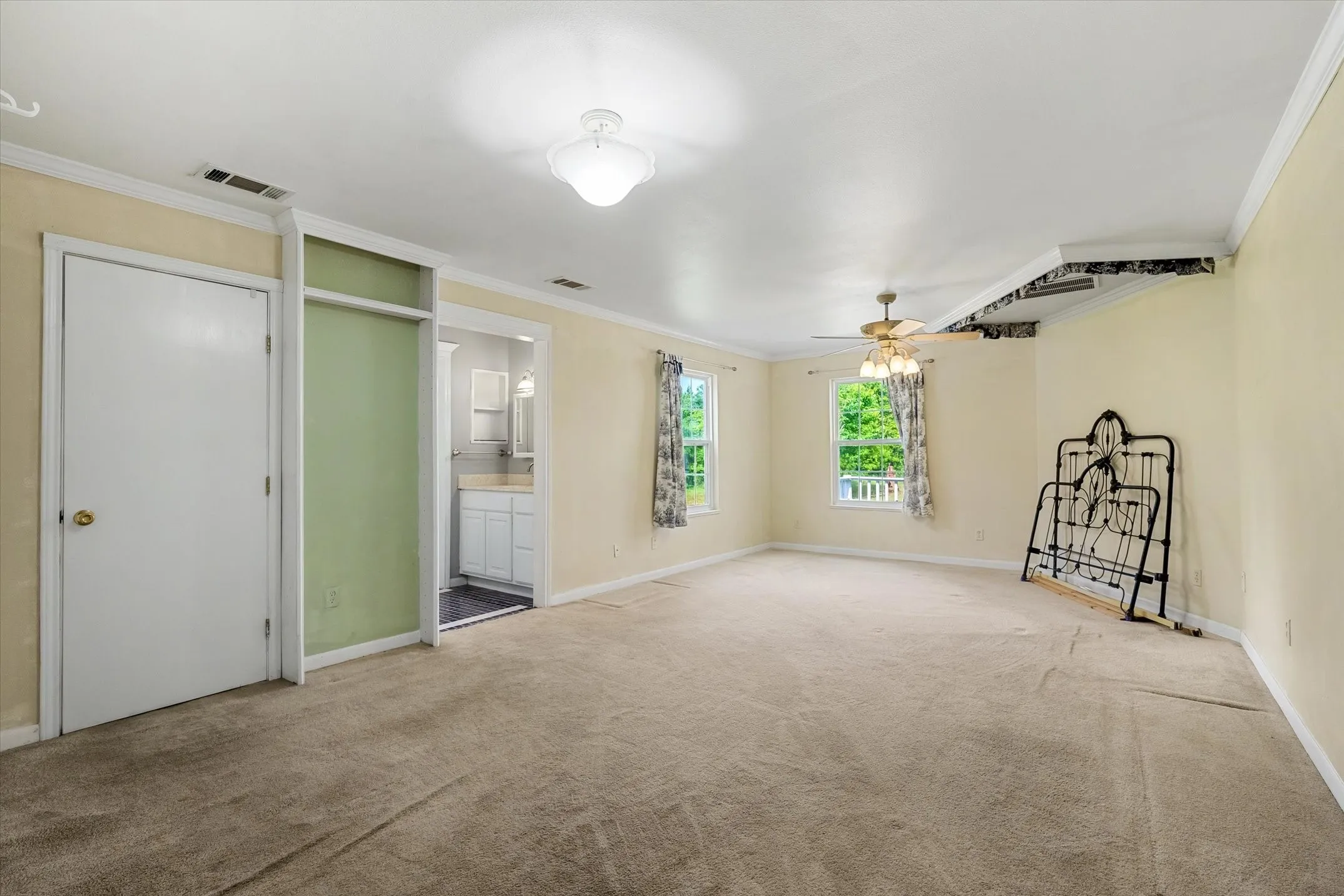 Single Family Residence For Sale in Van Zandt County , 11286 FM 17, Grand Saline, Texas 75140, 3 Bedroom, 3 Bathroom, Garage spaces, 2,400 Sqft, built in 2017, mls#21391127, Real Estate Agent in Grand Saline, Homes For Sale in Van Zandt county, Homes For Sale in Grand Saline, Realtor in Grand Saline Texas, Real Estate Brokerage Independent Realty Texas, Luminita Cordes Realtor