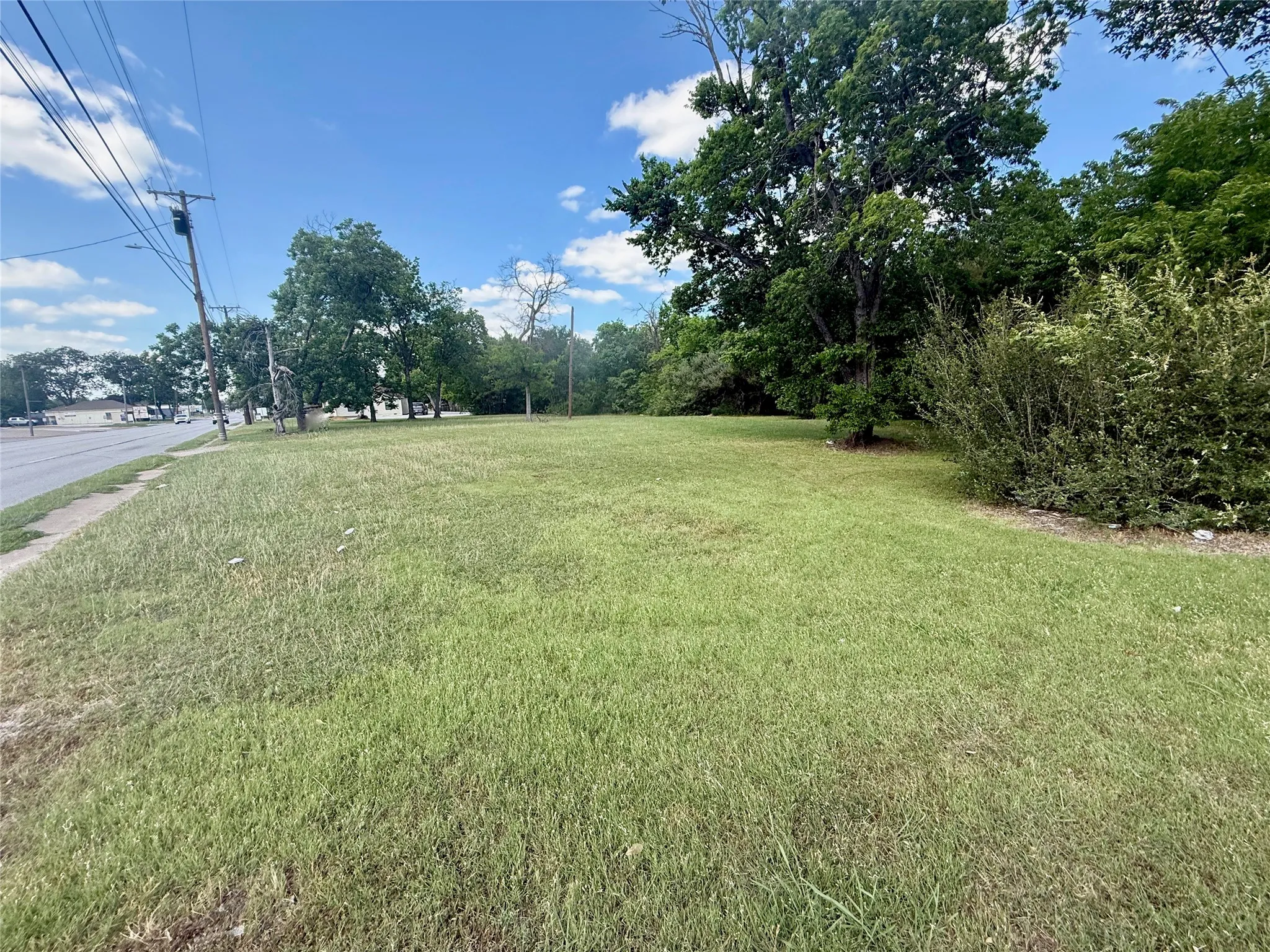 Unimproved Land For Sale in Kaufman County , 1507 S Washington Street, Kaufman, Texas 75142, 0, 0, Garage spaces, 0 Sqft, built in 0, mls#21385128, Real Estate Agent in Kaufman, Homes For Sale in Kaufman county, Homes For Sale in Kaufman, Realtor in Kaufman Texas, Real Estate Brokerage Independent Realty Texas, Luminita Cordes Realtor