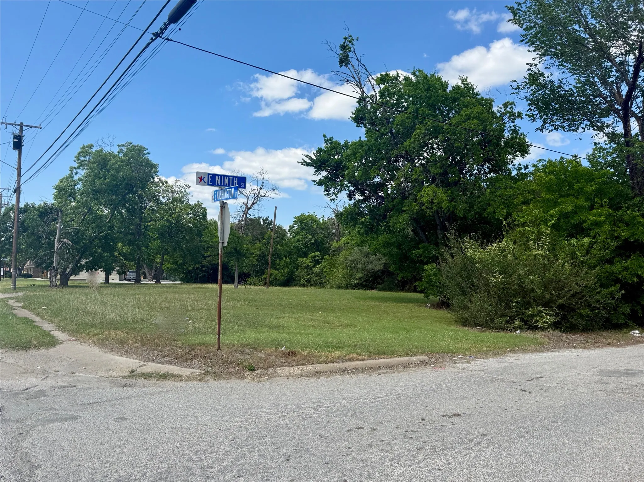 Unimproved Land For Sale in Kaufman County , 1507 S Washington Street, Kaufman, Texas 75142, 0, 0, Garage spaces, 0 Sqft, built in 0, mls#21385128, Real Estate Agent in Kaufman, Homes For Sale in Kaufman county, Homes For Sale in Kaufman, Realtor in Kaufman Texas, Real Estate Brokerage Independent Realty Texas, Luminita Cordes Realtor