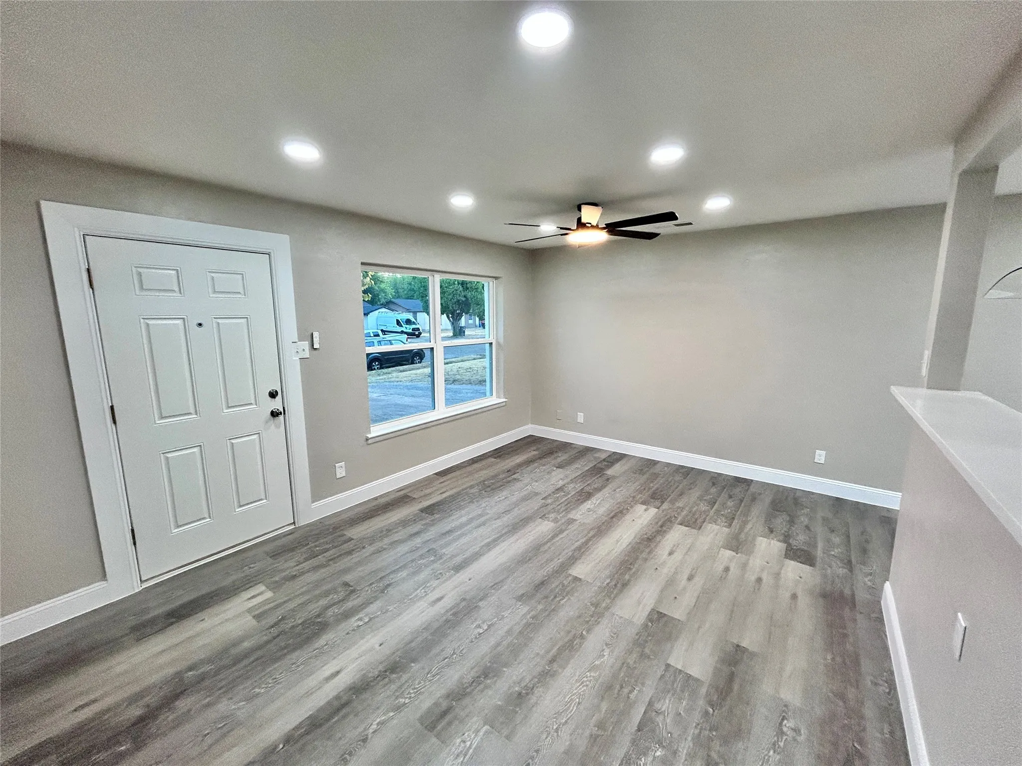 Single Family Residence For Sale in Dallas County , 705 Jadewood Drive, Dallas, Texas 75232, 3 Bedroom, 1 Bathroom, 1 Garage spaces, 946 Sqft, built in 1958, mls#21391133, Real Estate Agent in Dallas, Homes For Sale in Dallas county, Homes For Sale in Dallas, Realtor in Dallas Texas, Real Estate Brokerage Independent Realty Texas, Luminita Cordes Realtor
