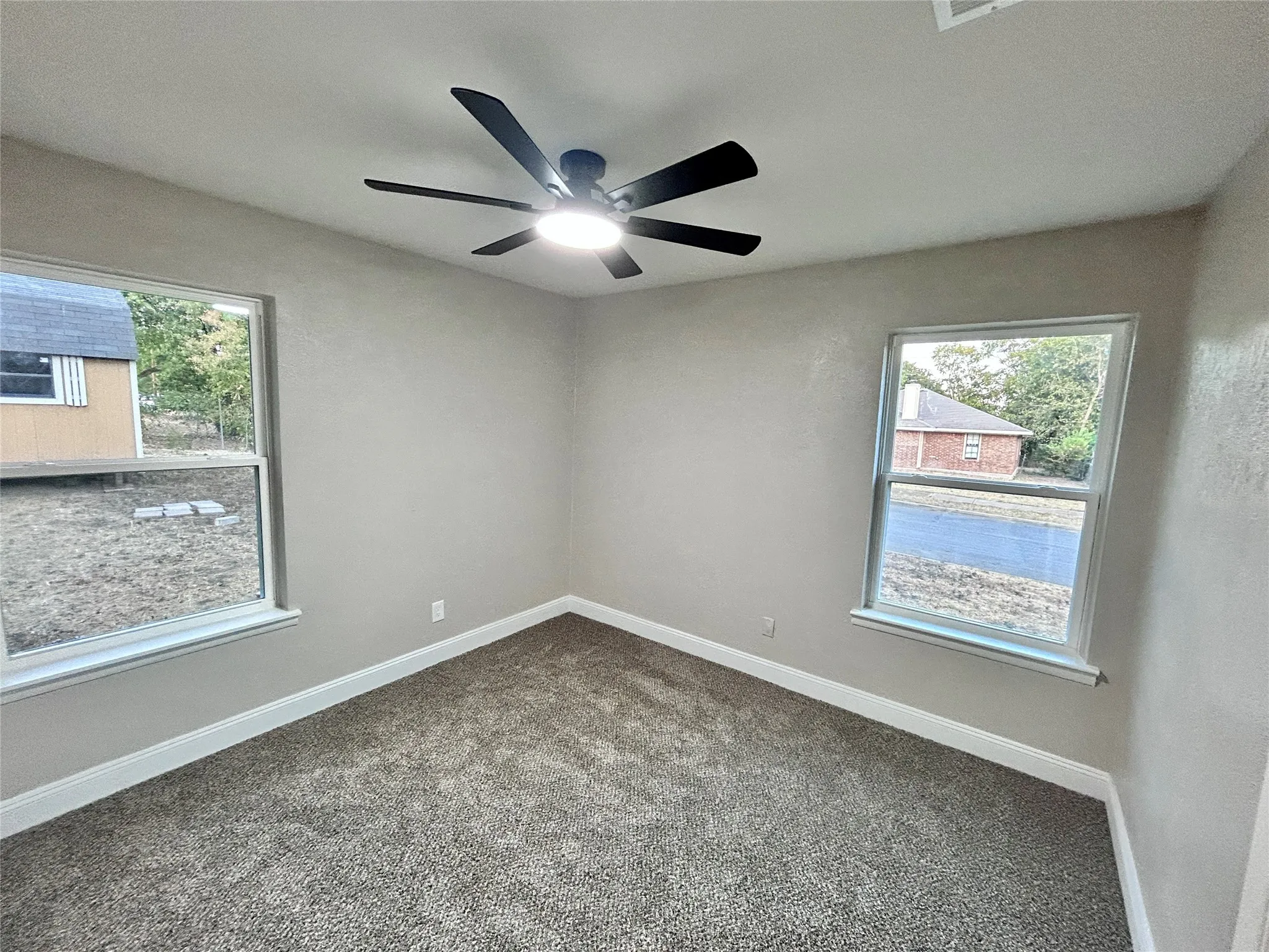 Single Family Residence For Sale in Dallas County , 705 Jadewood Drive, Dallas, Texas 75232, 3 Bedroom, 1 Bathroom, 1 Garage spaces, 946 Sqft, built in 1958, mls#21391133, Real Estate Agent in Dallas, Homes For Sale in Dallas county, Homes For Sale in Dallas, Realtor in Dallas Texas, Real Estate Brokerage Independent Realty Texas, Luminita Cordes Realtor