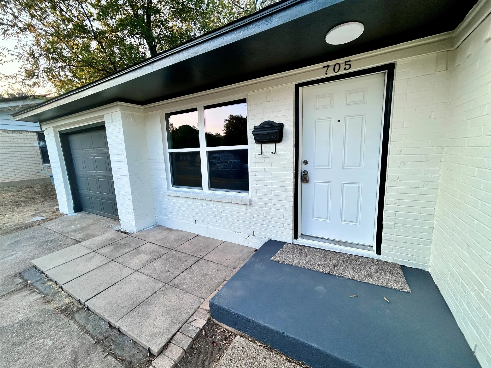 Single Family Residence For Sale in Dallas County , 705 Jadewood Drive, Dallas, Texas 75232, 3 Bedroom, 1 Bathroom, 1 Garage spaces, 946 Sqft, built in 1958, mls#21391133, Real Estate Agent in Dallas, Homes For Sale in Dallas county, Homes For Sale in Dallas, Realtor in Dallas Texas, Real Estate Brokerage Independent Realty Texas, Luminita Cordes Realtor