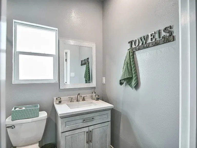 Single Family Residence For Rent in Hood County , 824 S Blue Quail Court, Granbury, Texas 76049, 1 Bedroom, 2 Bathroom, Garage spaces, 768 Sqft, built in 2021, mls#21391120, Real Estate Agent in Granbury, Homes For Rent in Hood county, Homes For Rent in Granbury, Realtor in Granbury Texas, Real Estate Brokerage Independent Realty Texas, Luminita Cordes Realtor