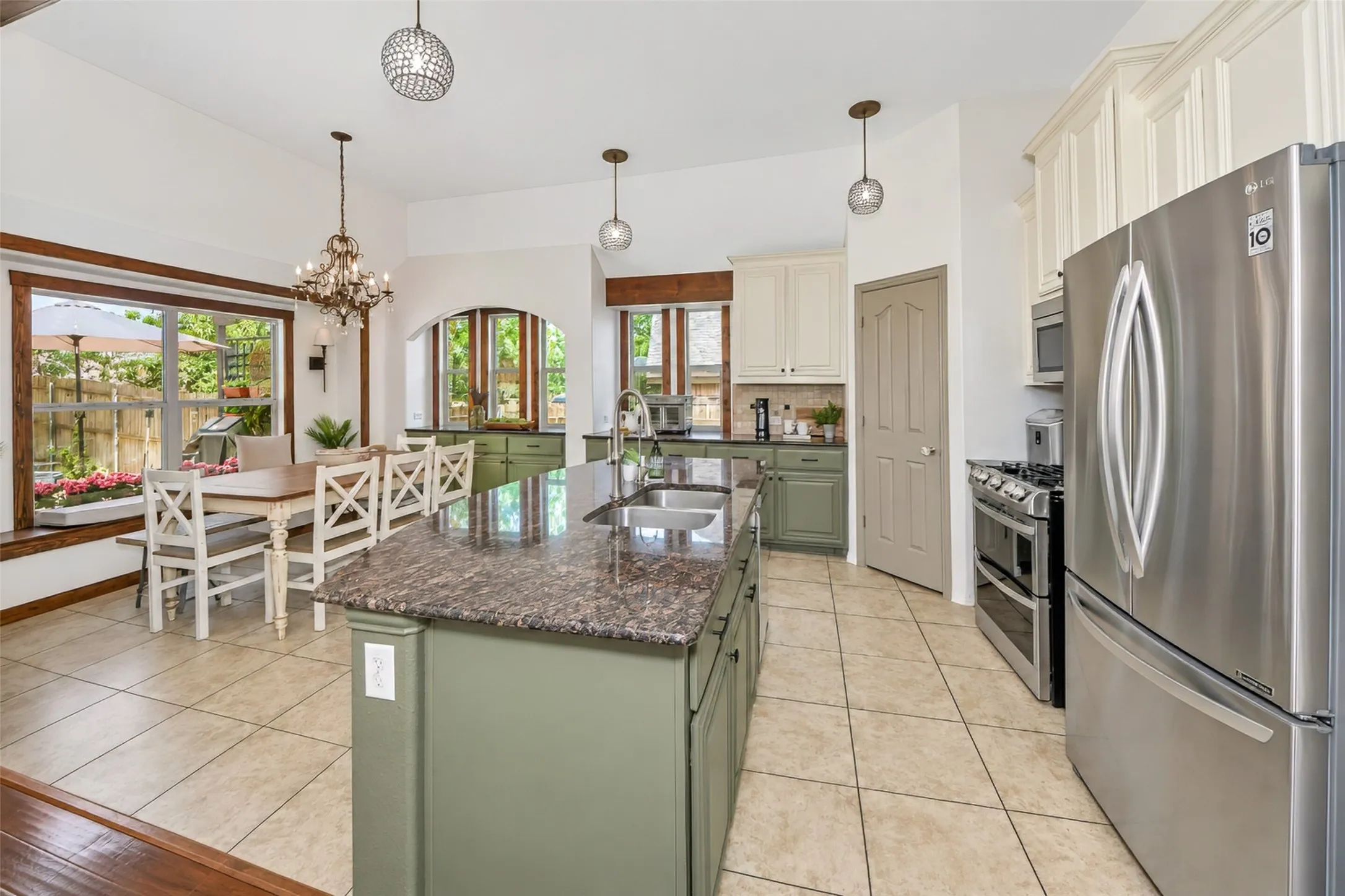Single Family Residence For Sale in Tarrant County , 745 Dalrock Road, Fort Worth, Texas 76131, 4 Bedroom, 2 Bathroom, 3 Garage spaces, 2,221 Sqft, built in 2011, mls#21391082, Real Estate Agent in Fort Worth, Homes For Sale in Tarrant county, Homes For Sale in Fort Worth, Realtor in Fort Worth Texas, Real Estate Brokerage Independent Realty Texas, Luminita Cordes Realtor