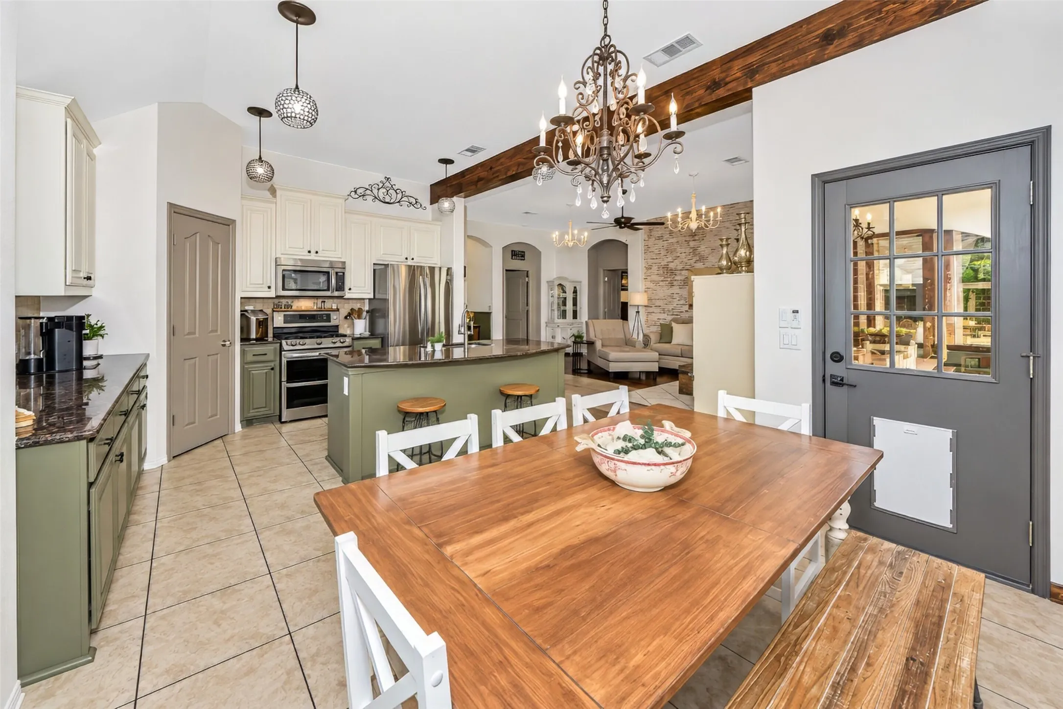 Single Family Residence For Sale in Tarrant County , 745 Dalrock Road, Fort Worth, Texas 76131, 4 Bedroom, 2 Bathroom, 3 Garage spaces, 2,221 Sqft, built in 2011, mls#21391082, Real Estate Agent in Fort Worth, Homes For Sale in Tarrant county, Homes For Sale in Fort Worth, Realtor in Fort Worth Texas, Real Estate Brokerage Independent Realty Texas, Luminita Cordes Realtor