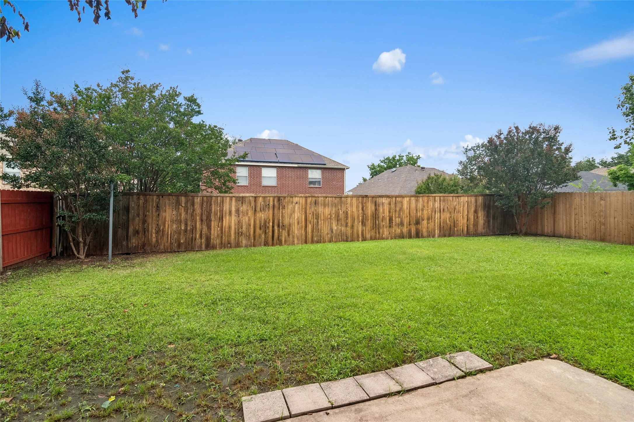 Single Family Residence For Rent in Dallas County , 10609 Augusta Lane, Rowlett, Texas 75089, 4 Bedroom, 3 Bathroom, 2 Garage spaces, 2,496 Sqft, built in 2000, mls#21391138, Real Estate Agent in Rowlett, Homes For Rent in Dallas county, Homes For Rent in Rowlett, Realtor in Rowlett Texas, Real Estate Brokerage Independent Realty Texas, Luminita Cordes Realtor