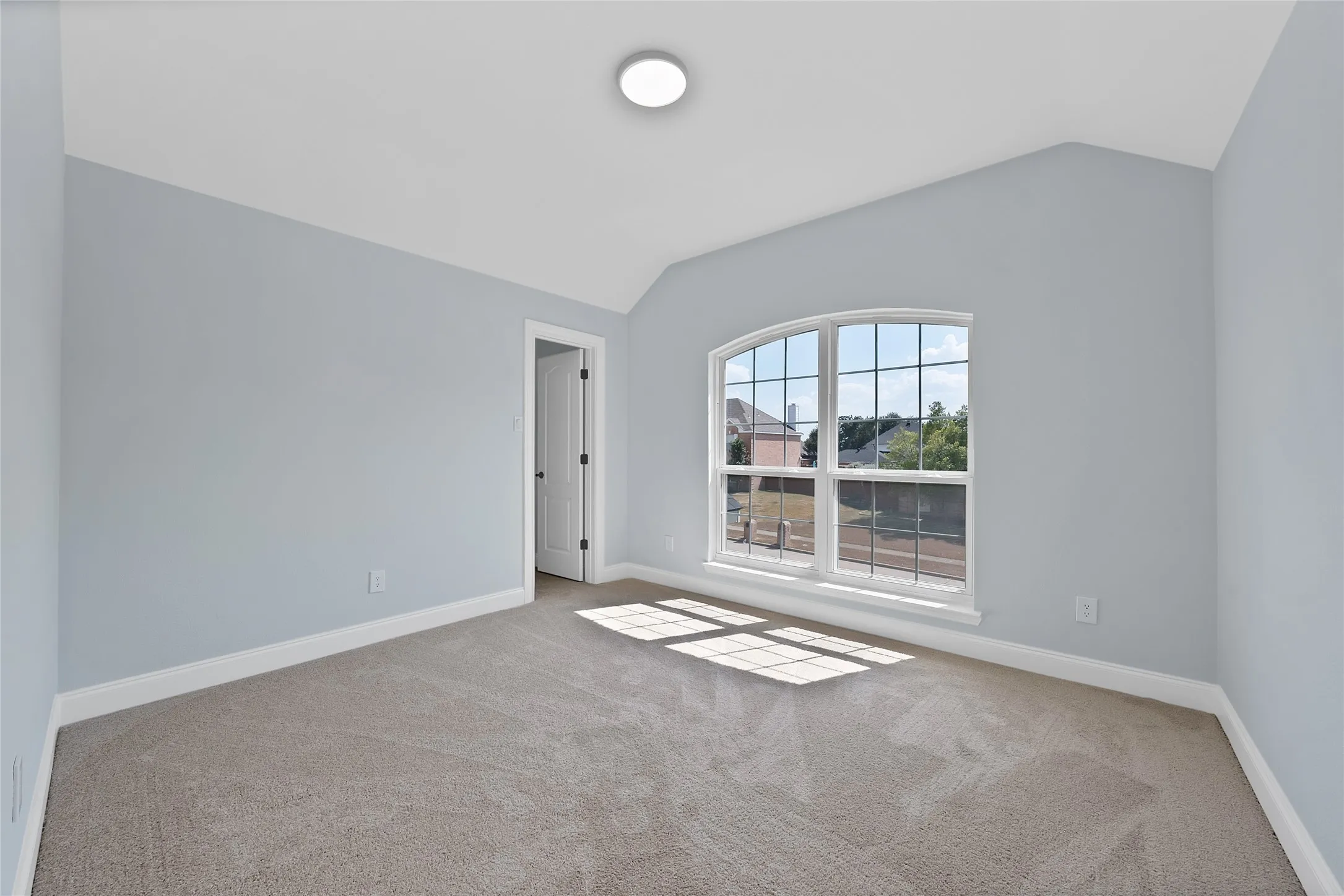 Single Family Residence For Sale in Dallas County , 1225 Donegal Lane, Garland, Texas 75044, 4 Bedroom, 3 Bathroom, 2 Garage spaces, 2,850 Sqft, built in 1997, mls#21386852, Real Estate Agent in Garland, Homes For Sale in Dallas county, Homes For Sale in Garland, Realtor in Garland Texas, Real Estate Brokerage Independent Realty Texas, Luminita Cordes Realtor