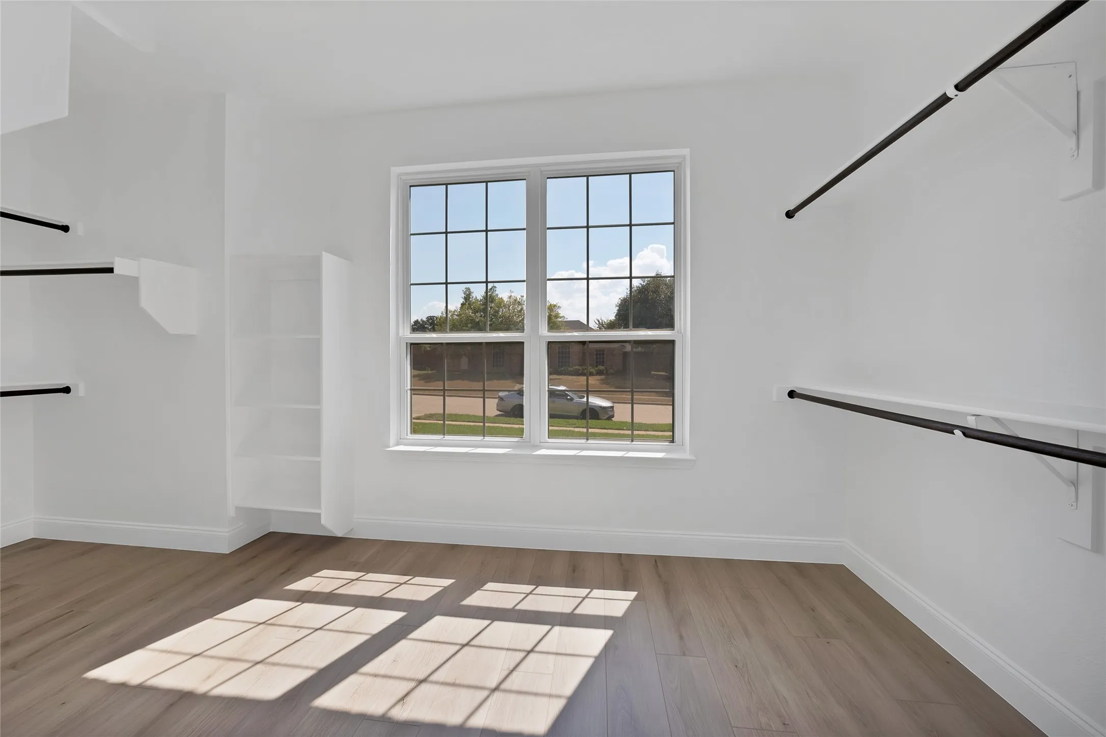 Single Family Residence For Sale in Dallas County , 1225 Donegal Lane, Garland, Texas 75044, 4 Bedroom, 3 Bathroom, 2 Garage spaces, 2,850 Sqft, built in 1997, mls#21386852, Real Estate Agent in Garland, Homes For Sale in Dallas county, Homes For Sale in Garland, Realtor in Garland Texas, Real Estate Brokerage Independent Realty Texas, Luminita Cordes Realtor