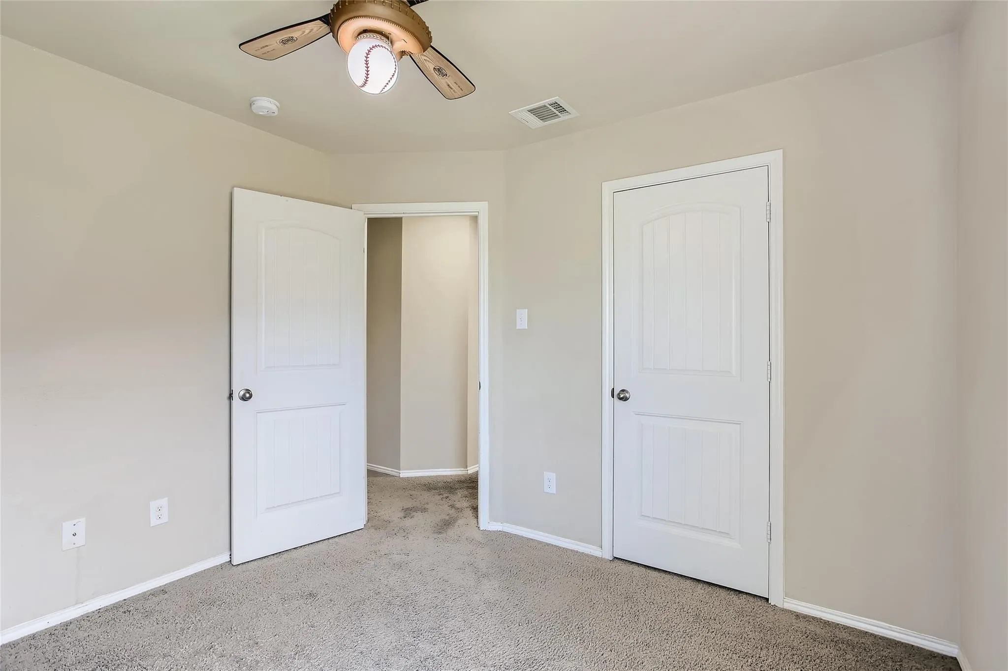Single Family Residence For Rent in Collin County , 503 Hawthorn Drive, Josephine, Texas 75173, 4 Bedroom, 2 Bathroom, 2 Garage spaces, 1,824 Sqft, built in 2016, mls#21391144, Real Estate Agent in Josephine, Homes For Rent in Collin county, Homes For Rent in Josephine, Realtor in Josephine Texas, Real Estate Brokerage Independent Realty Texas, Luminita Cordes Realtor
