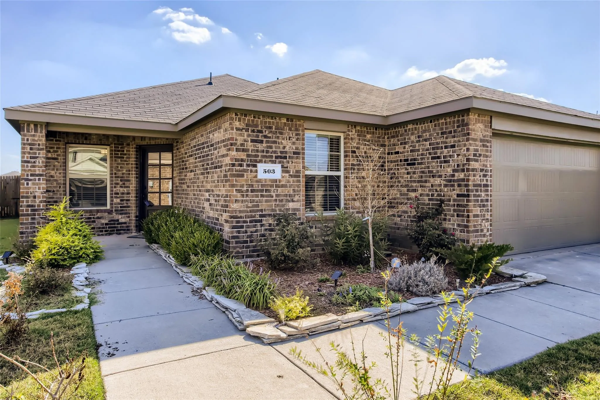 Single Family Residence For Rent in Collin County , 503 Hawthorn Drive, Josephine, Texas 75173, 4 Bedroom, 2 Bathroom, 2 Garage spaces, 1,824 Sqft, built in 2016, mls#21391144, Real Estate Agent in Josephine, Homes For Rent in Collin county, Homes For Rent in Josephine, Realtor in Josephine Texas, Real Estate Brokerage Independent Realty Texas, Luminita Cordes Realtor