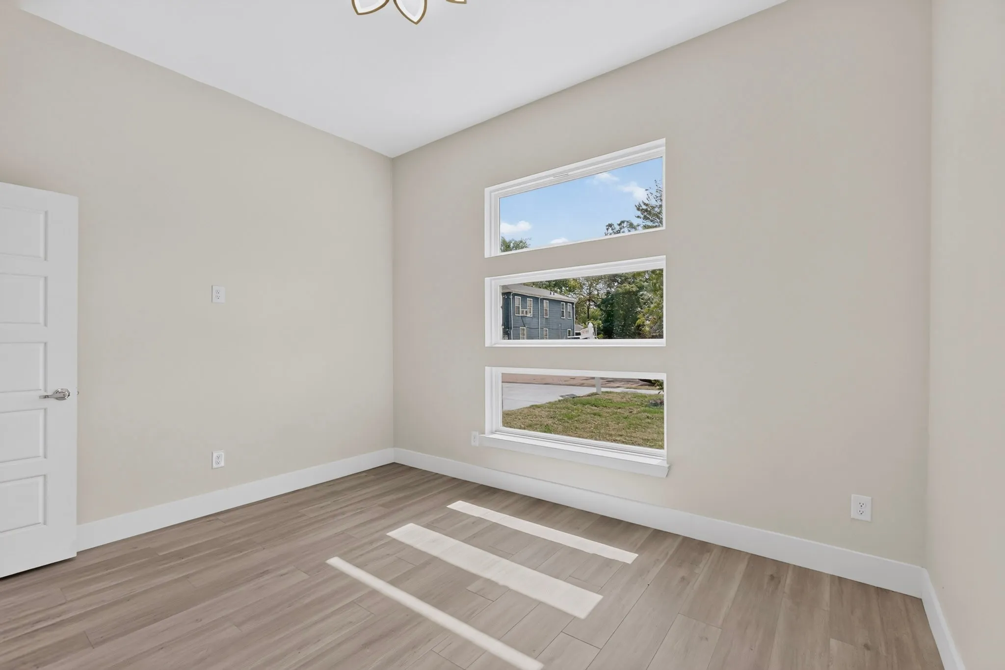 Single Family Residence For Sale in Dallas County , 1717 Pear Street, Dallas, Texas 75215, 4 Bedroom, 2 Bathroom, 2 Garage spaces, 1,785 Sqft, built in 2026, mls#21390756, Real Estate Agent in Dallas, Homes For Sale in Dallas county, Homes For Sale in Dallas, Realtor in Dallas Texas, Real Estate Brokerage Independent Realty Texas, Luminita Cordes Realtor