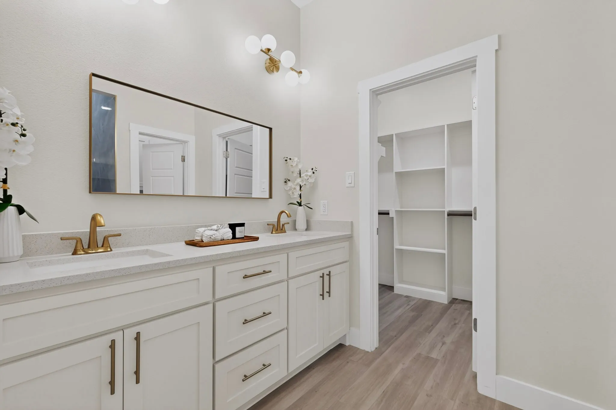 Single Family Residence For Sale in Dallas County , 1717 Pear Street, Dallas, Texas 75215, 4 Bedroom, 2 Bathroom, 2 Garage spaces, 1,785 Sqft, built in 2026, mls#21390756, Real Estate Agent in Dallas, Homes For Sale in Dallas county, Homes For Sale in Dallas, Realtor in Dallas Texas, Real Estate Brokerage Independent Realty Texas, Luminita Cordes Realtor