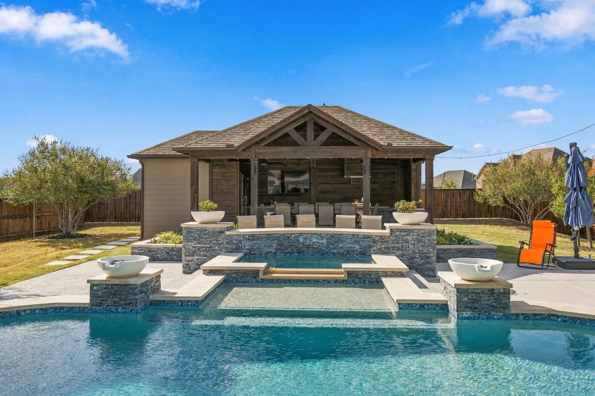 Single Family Residence For Sale in Denton County , 7117 Eagles Ridge Court, Argyle, Texas 76226, 3 Bedroom, 5 Bathroom, 3 Garage spaces, 3,180 Sqft, built in 2019, mls#21390185, Real Estate Agent in Argyle, Homes For Sale in Denton county, Homes For Sale in Argyle, Realtor in Argyle Texas, Real Estate Brokerage Independent Realty Texas, Luminita Cordes Realtor