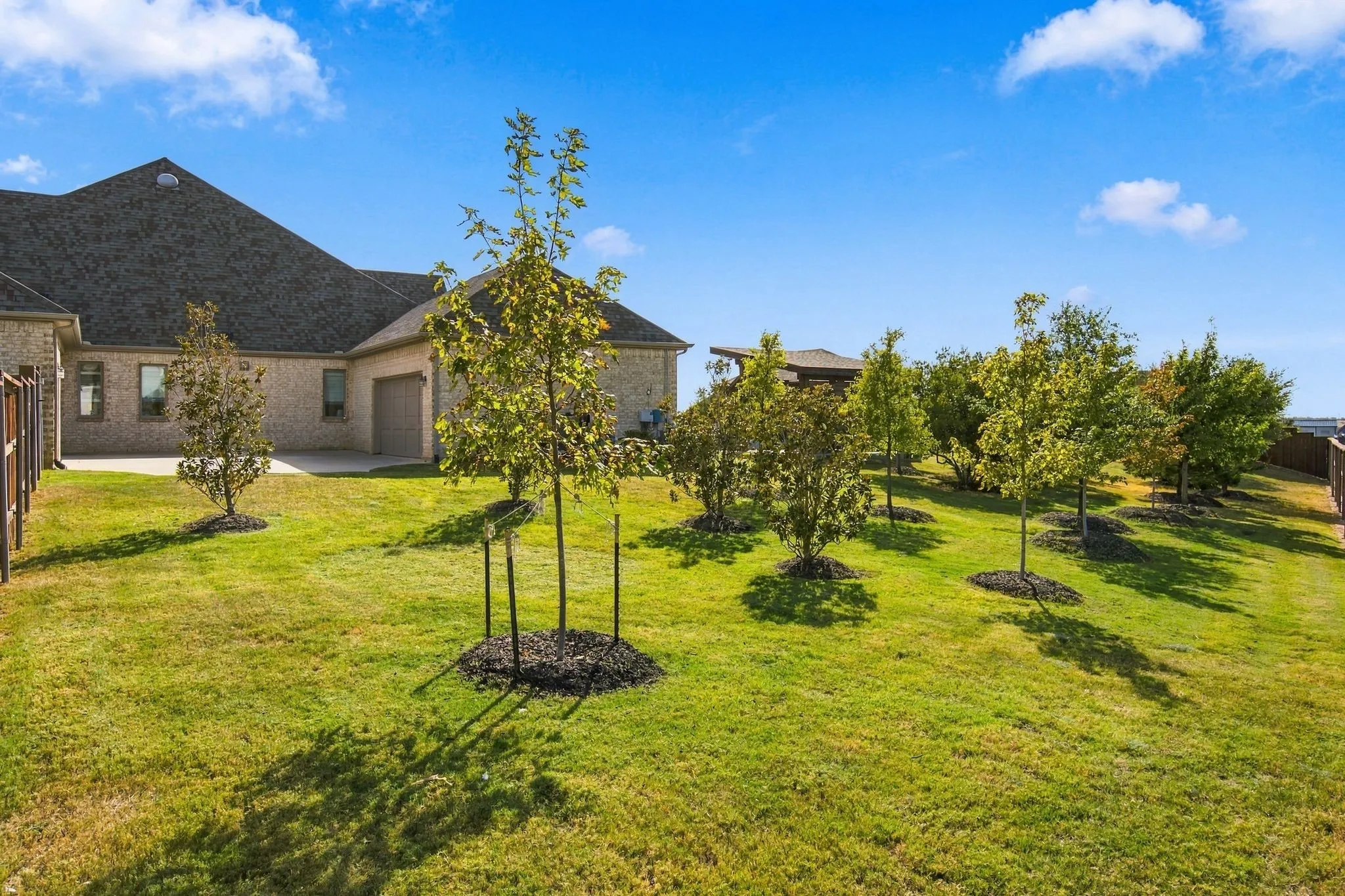 Single Family Residence For Sale in Denton County , 7117 Eagles Ridge Court, Argyle, Texas 76226, 3 Bedroom, 5 Bathroom, 3 Garage spaces, 3,180 Sqft, built in 2019, mls#21390185, Real Estate Agent in Argyle, Homes For Sale in Denton county, Homes For Sale in Argyle, Realtor in Argyle Texas, Real Estate Brokerage Independent Realty Texas, Luminita Cordes Realtor
