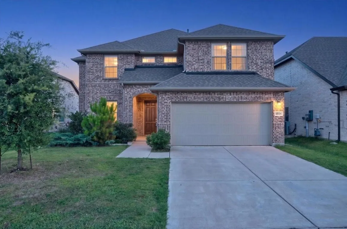 Single Family Residence For Rent