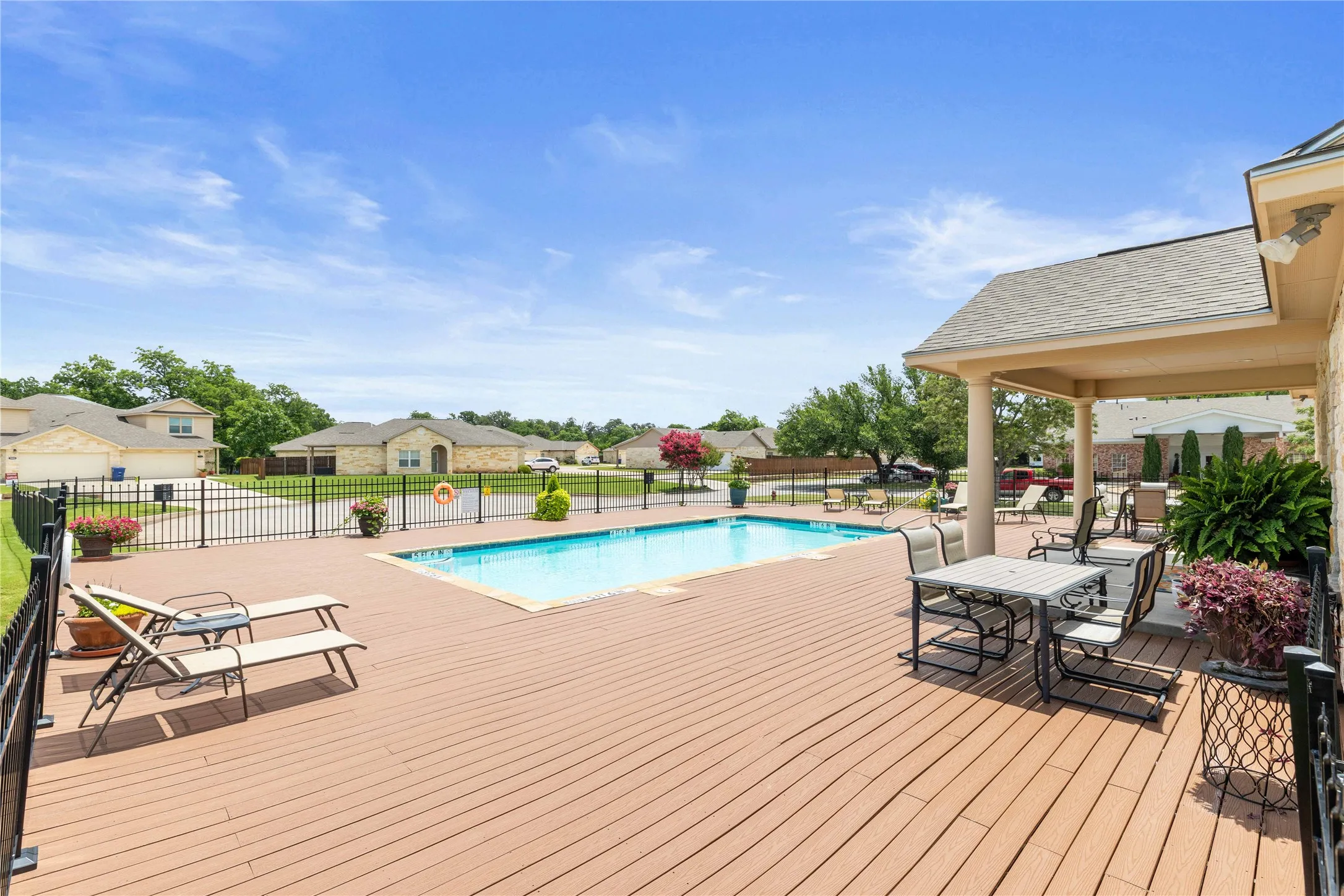 Condominium For Sale in Brown County , 1415 Waterstone Drive, Brownwood, Texas 76801, 3 Bedroom, 2 Bathroom, 2 Garage spaces, 1,520 Sqft, built in 2020, mls#21391023, Real Estate Agent in Brownwood, Homes For Sale in Brown county, Homes For Sale in Brownwood, Realtor in Brownwood Texas, Real Estate Brokerage Independent Realty Texas, Luminita Cordes Realtor