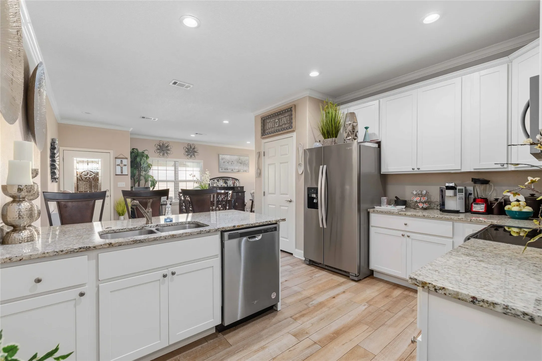 Condominium For Sale in Brown County , 1415 Waterstone Drive, Brownwood, Texas 76801, 3 Bedroom, 2 Bathroom, 2 Garage spaces, 1,520 Sqft, built in 2020, mls#21391023, Real Estate Agent in Brownwood, Homes For Sale in Brown county, Homes For Sale in Brownwood, Realtor in Brownwood Texas, Real Estate Brokerage Independent Realty Texas, Luminita Cordes Realtor