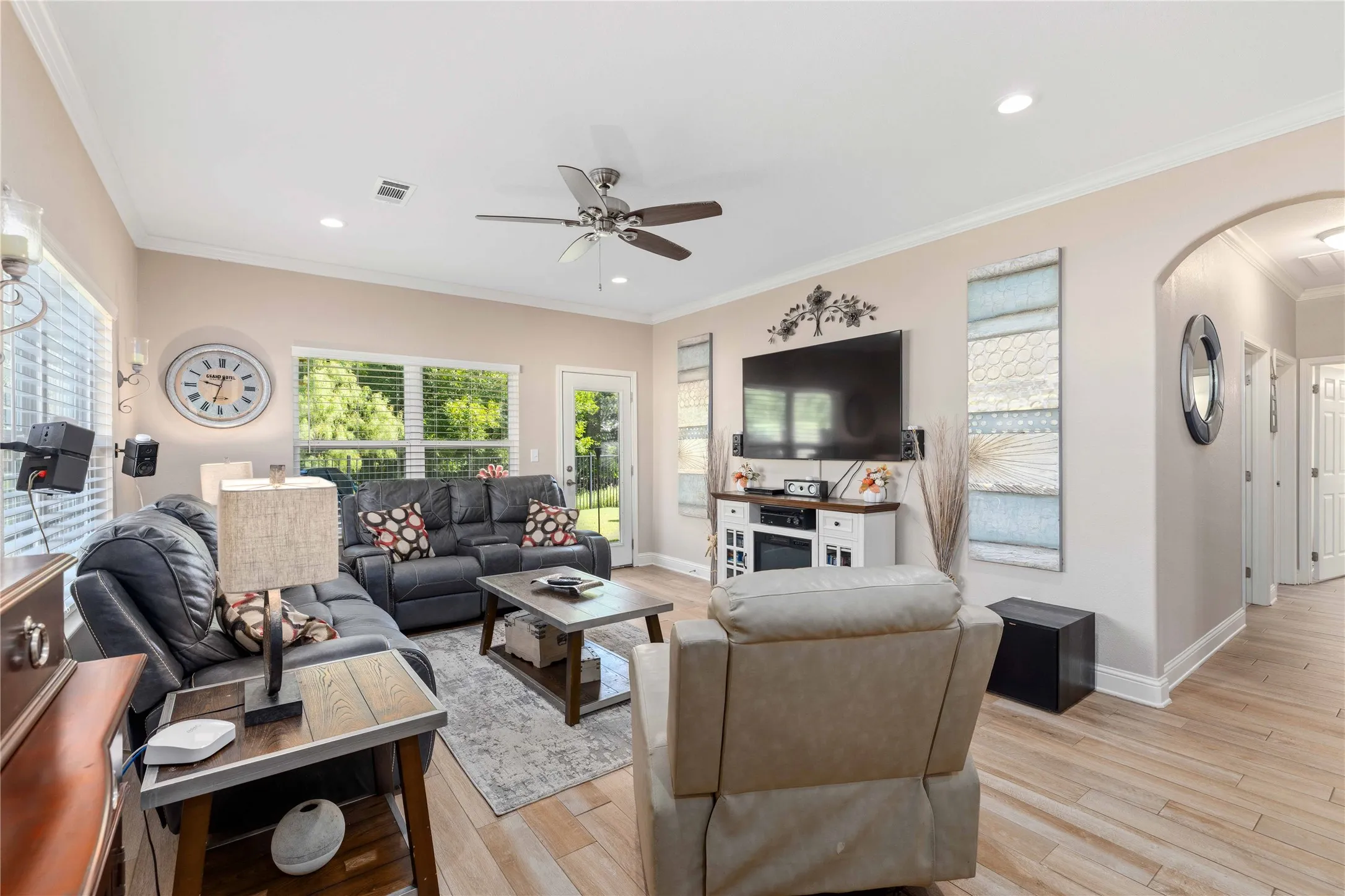Condominium For Sale in Brown County , 1415 Waterstone Drive, Brownwood, Texas 76801, 3 Bedroom, 2 Bathroom, 2 Garage spaces, 1,520 Sqft, built in 2020, mls#21391023, Real Estate Agent in Brownwood, Homes For Sale in Brown county, Homes For Sale in Brownwood, Realtor in Brownwood Texas, Real Estate Brokerage Independent Realty Texas, Luminita Cordes Realtor