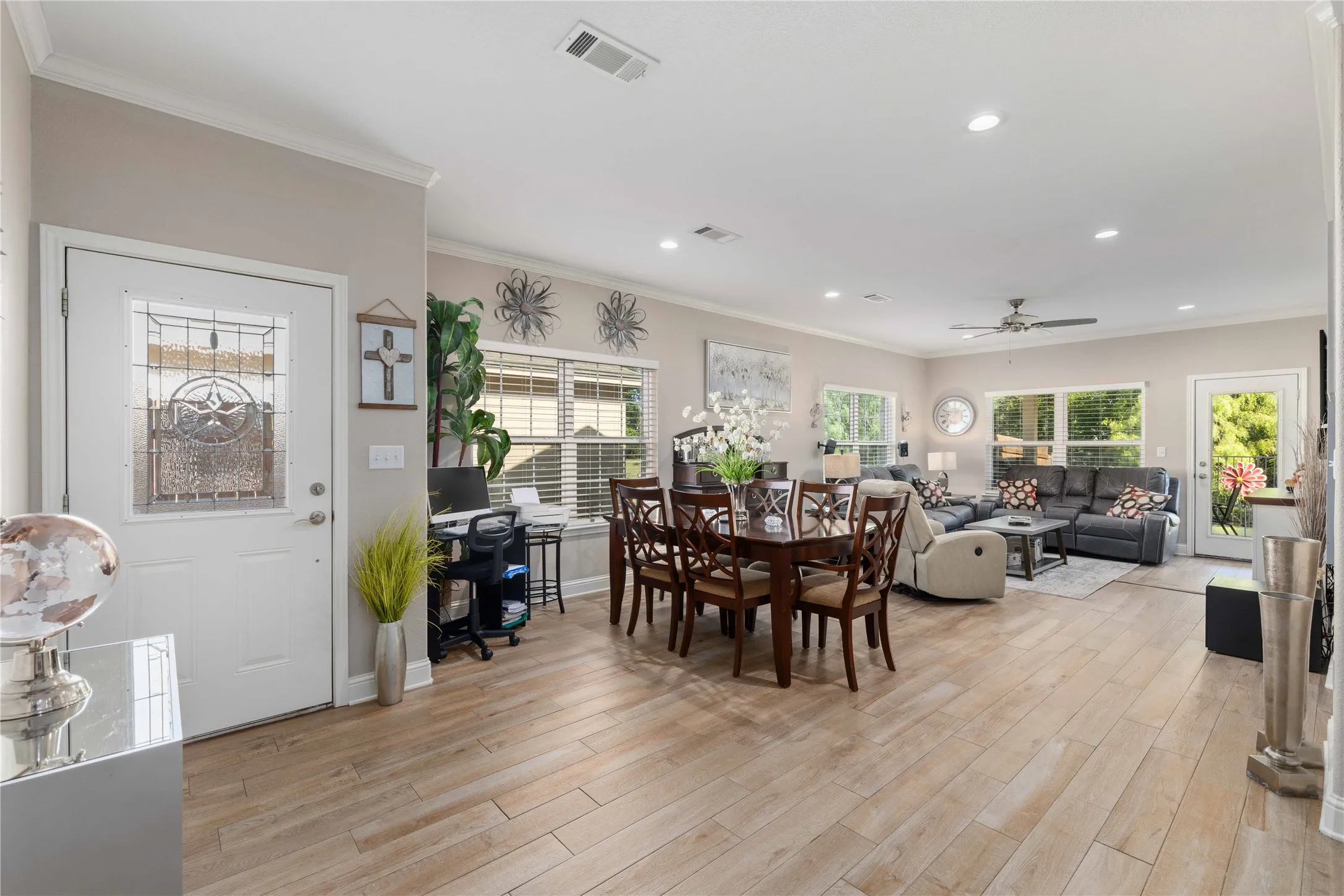 Condominium For Sale in Brown County , 1415 Waterstone Drive, Brownwood, Texas 76801, 3 Bedroom, 2 Bathroom, 2 Garage spaces, 1,520 Sqft, built in 2020, mls#21391023, Real Estate Agent in Brownwood, Homes For Sale in Brown county, Homes For Sale in Brownwood, Realtor in Brownwood Texas, Real Estate Brokerage Independent Realty Texas, Luminita Cordes Realtor