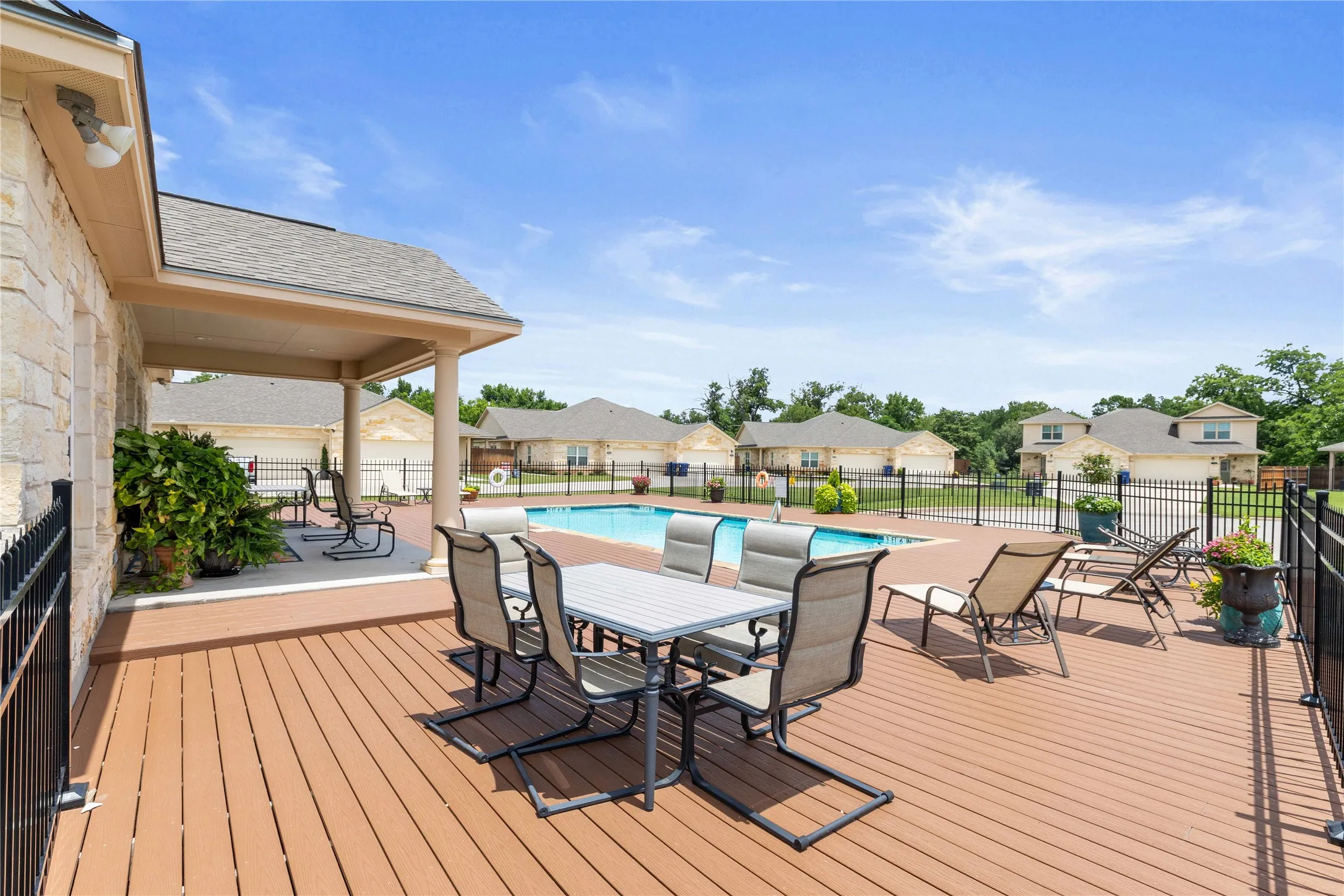 Condominium For Sale in Brown County , 1415 Waterstone Drive, Brownwood, Texas 76801, 3 Bedroom, 2 Bathroom, 2 Garage spaces, 1,520 Sqft, built in 2020, mls#21391023, Real Estate Agent in Brownwood, Homes For Sale in Brown county, Homes For Sale in Brownwood, Realtor in Brownwood Texas, Real Estate Brokerage Independent Realty Texas, Luminita Cordes Realtor