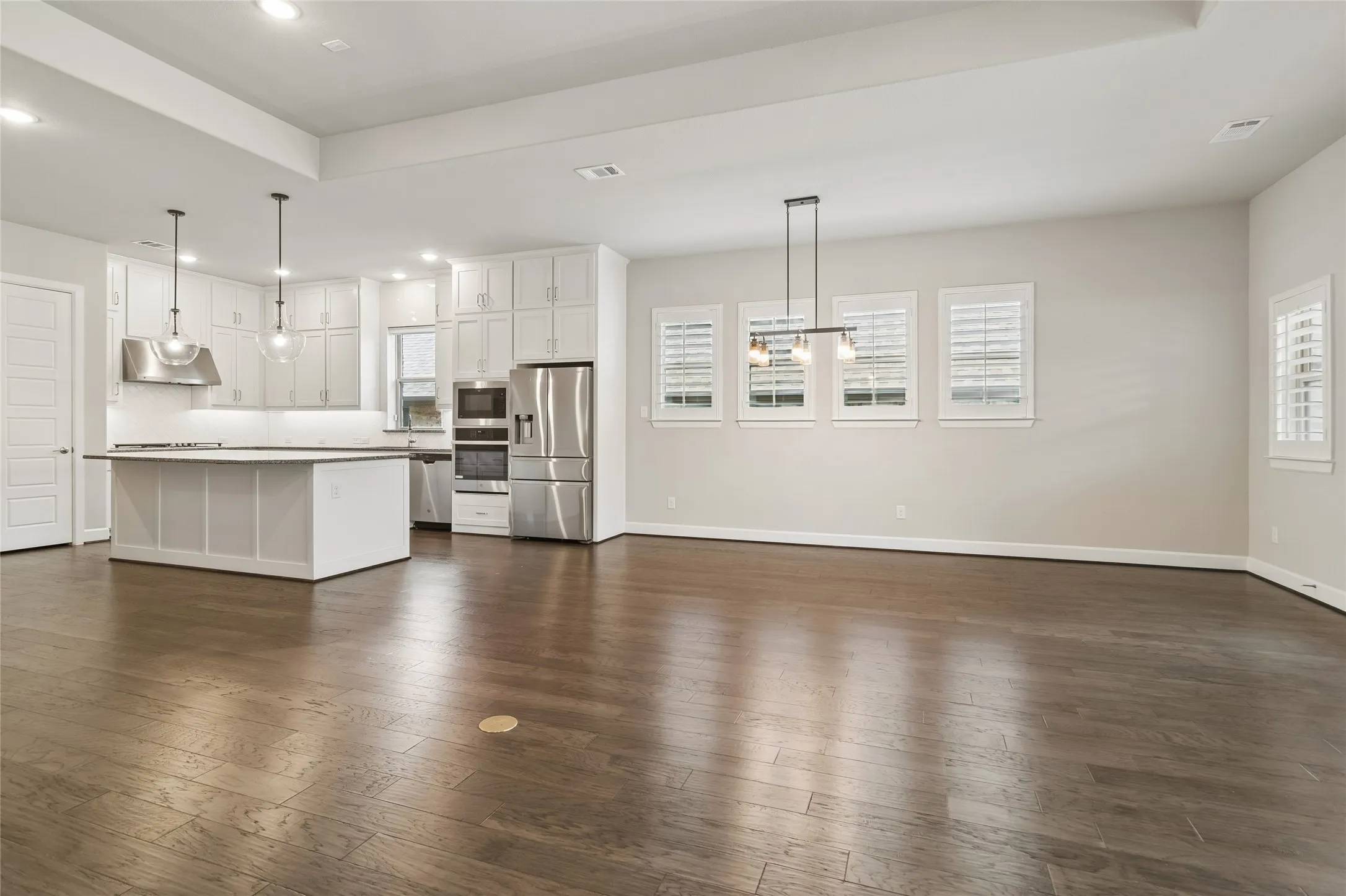 Single Family Residence For Rent in Collin County , 2632 Preakness Place, Celina, Texas 75071, 4 Bedroom, 3 Bathroom, 2 Garage spaces, 2,359 Sqft, built in 2019, mls#21391171, Real Estate Agent in Celina, Homes For Rent in Collin county, Homes For Rent in Celina, Realtor in Celina Texas, Real Estate Brokerage Independent Realty Texas, Luminita Cordes Realtor