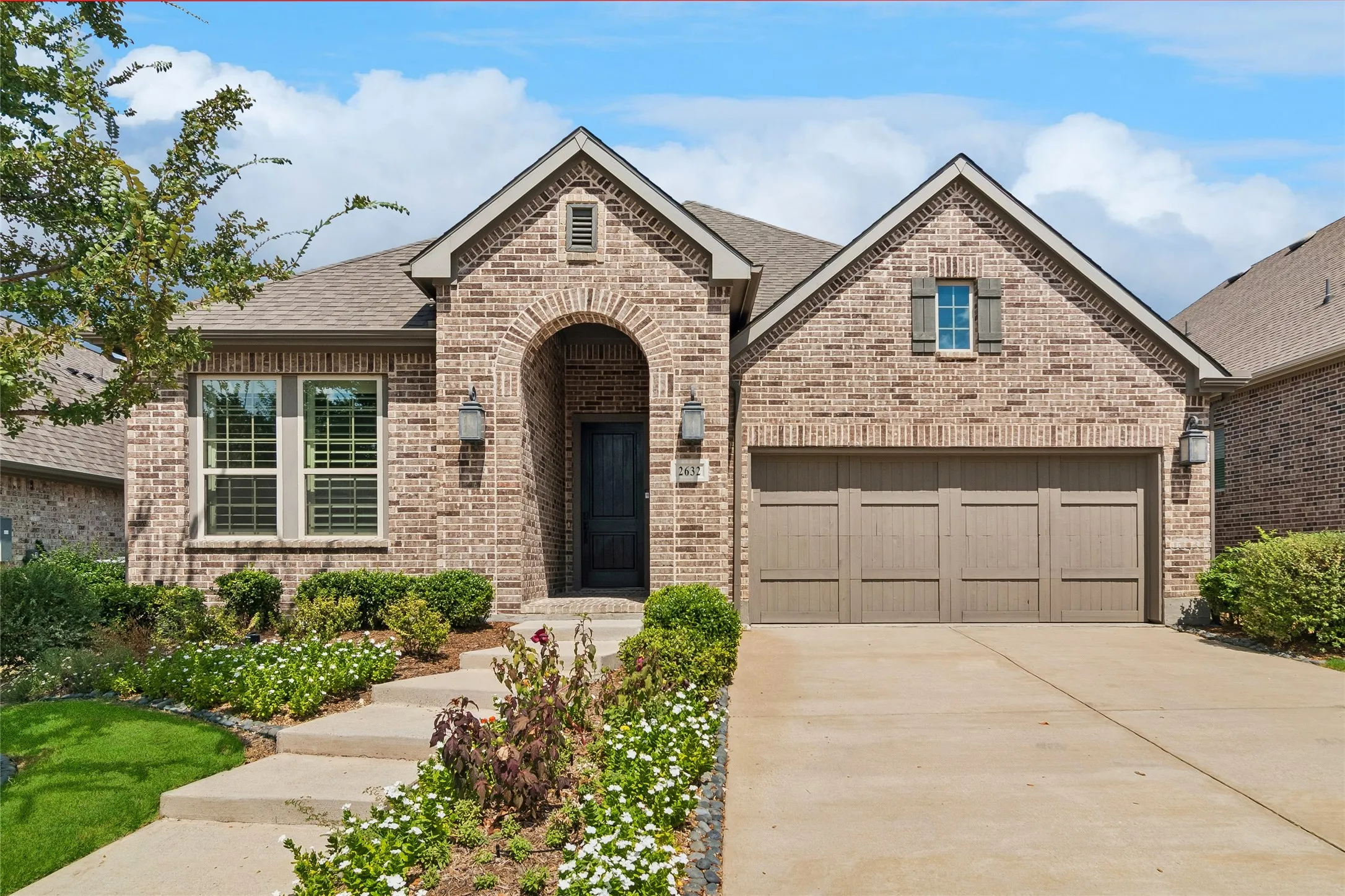 Single Family Residence For Rent